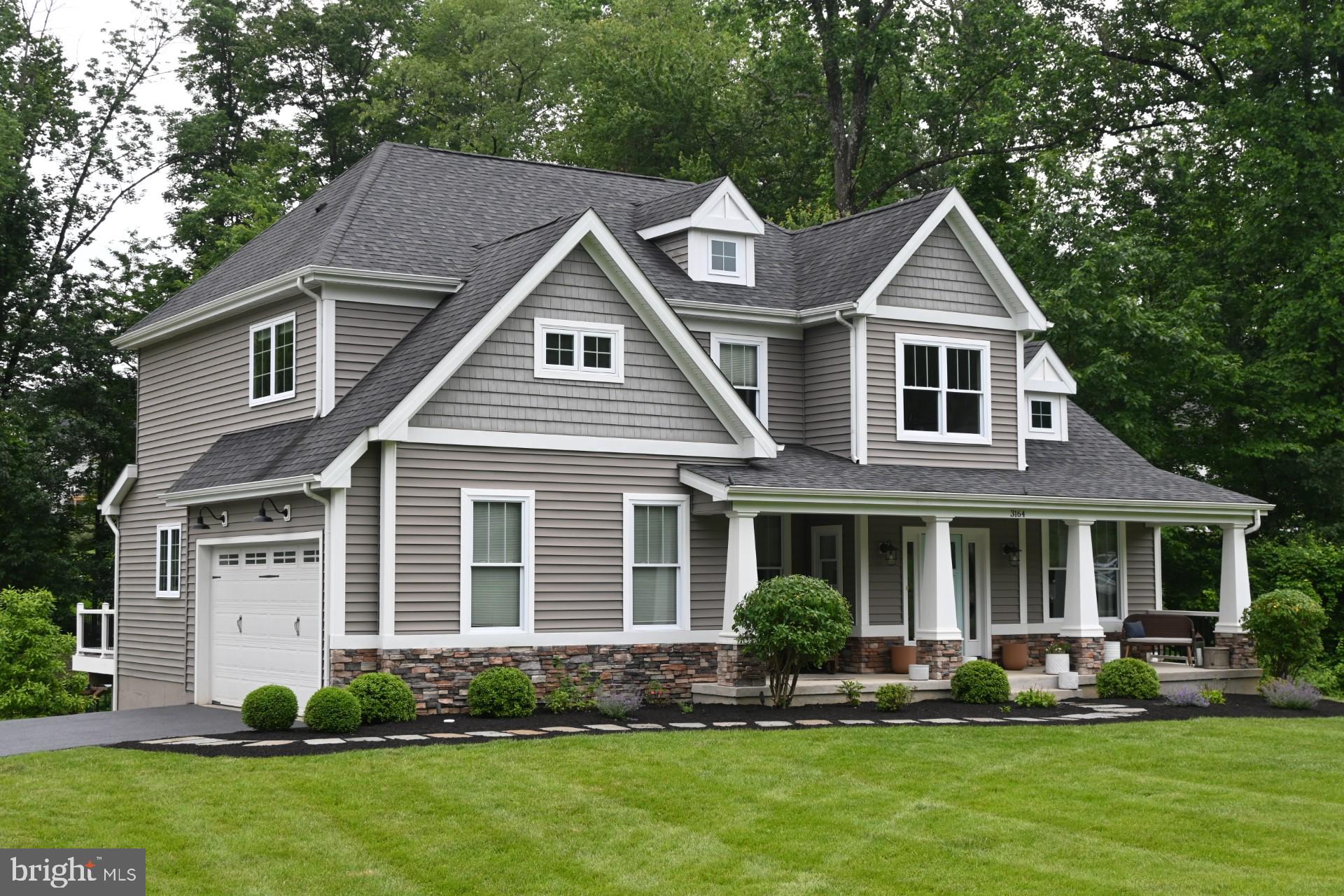 LAUGHEAD LANE - Residential