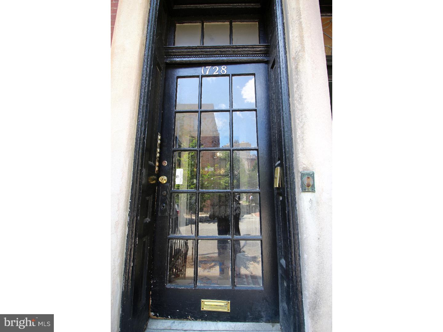 RITTENHOUSE SQUARE - Residential Lease