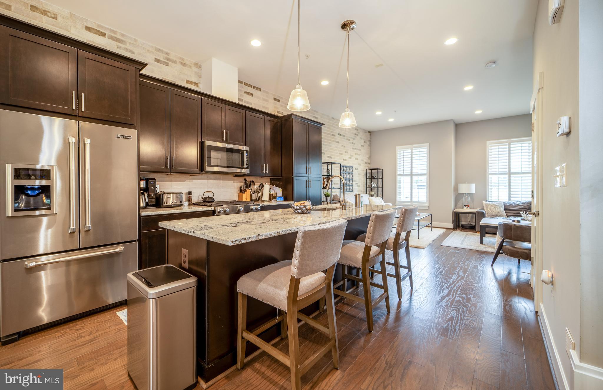 JUNCTION SQUARE - Residential Lease