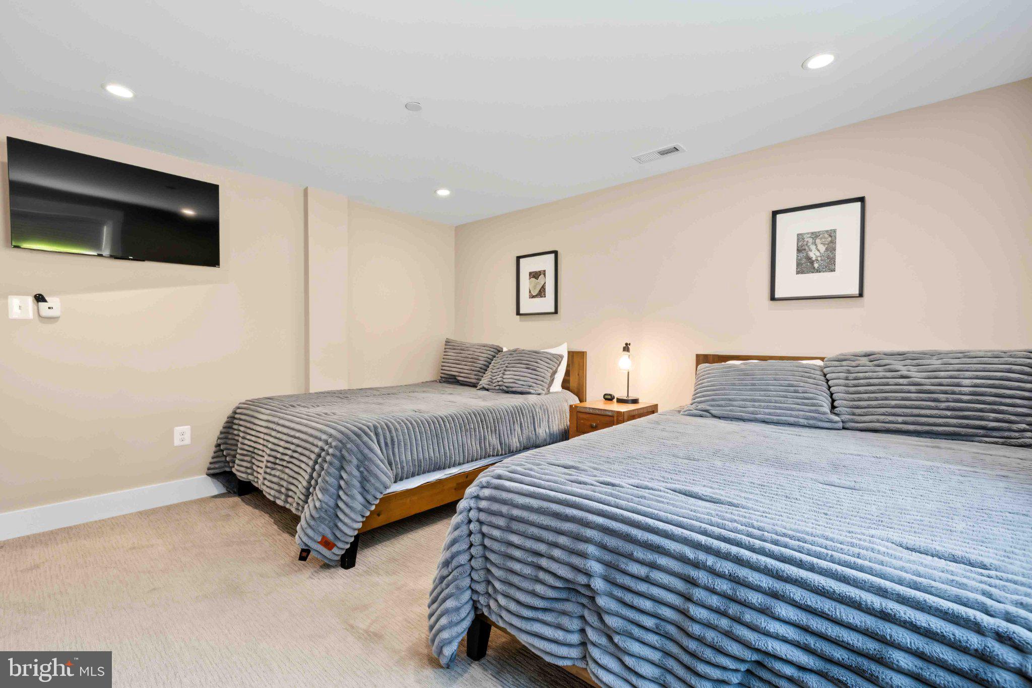 RIDGE RUN AT NORTH CAMP - Residential