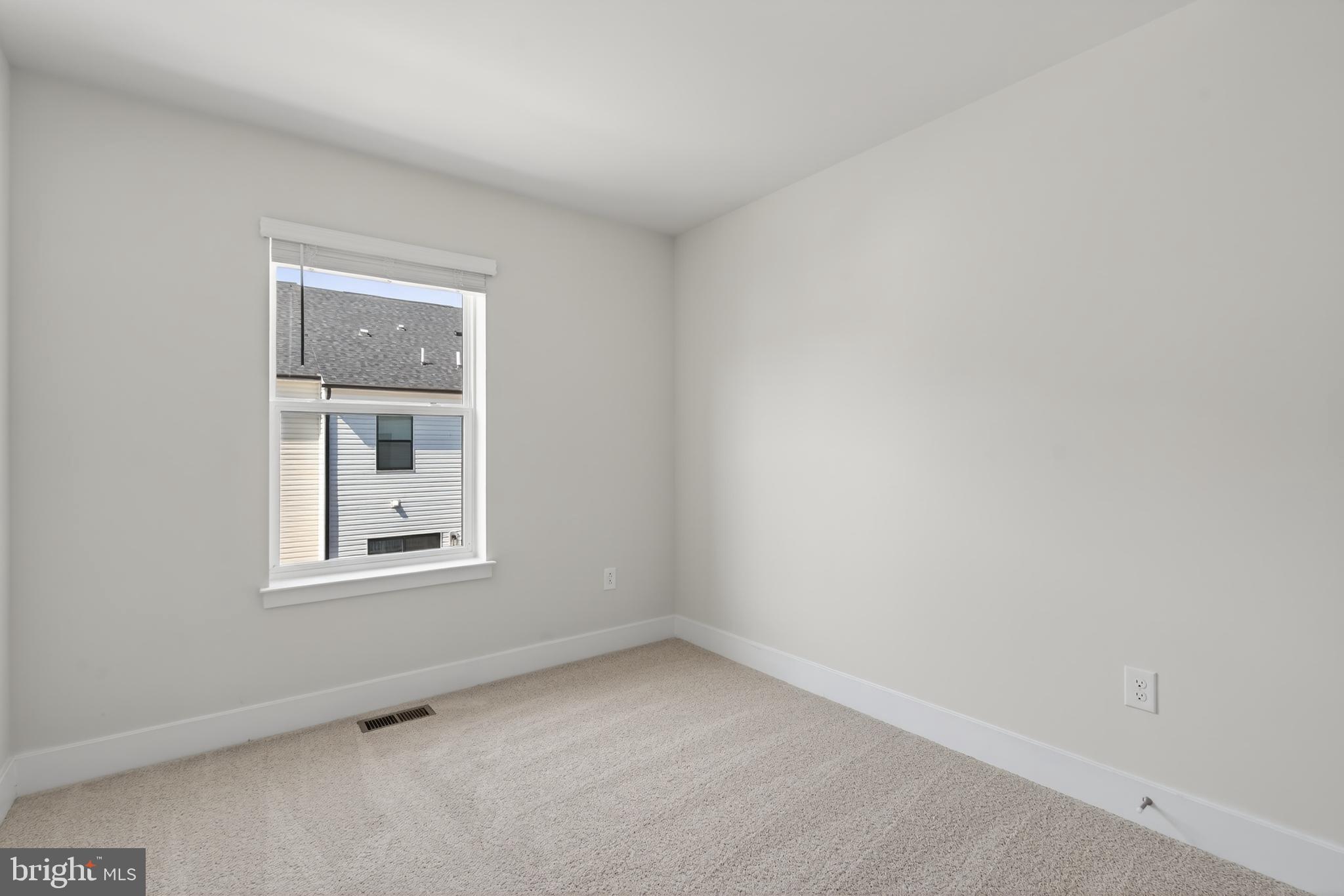 WOODYARD STATION - Residential Lease