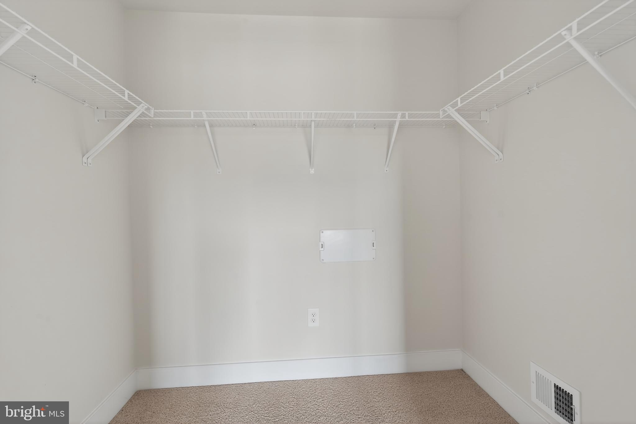 WOODYARD STATION - Residential Lease