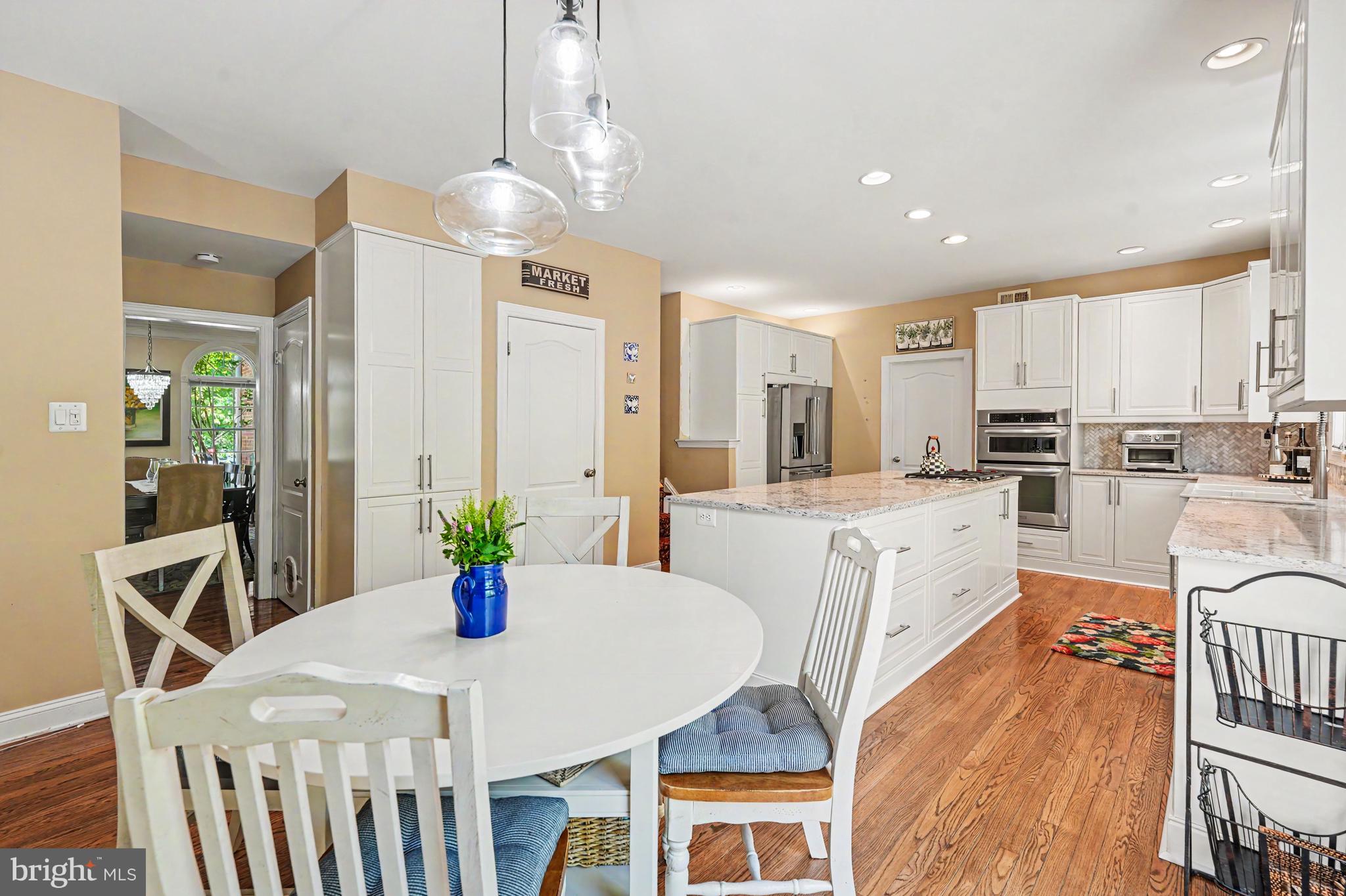 VALLEY FORGE WOODS - Residential