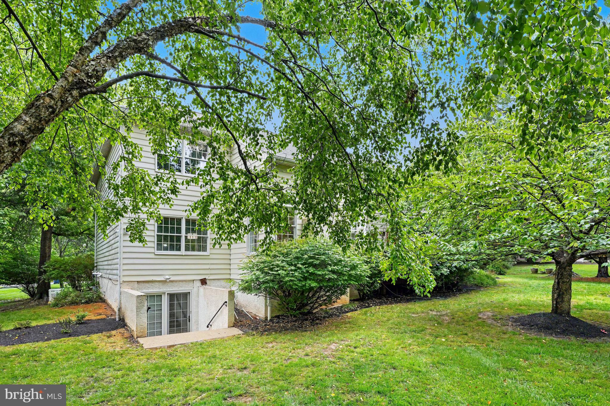 VALLEY FORGE WOODS - Residential