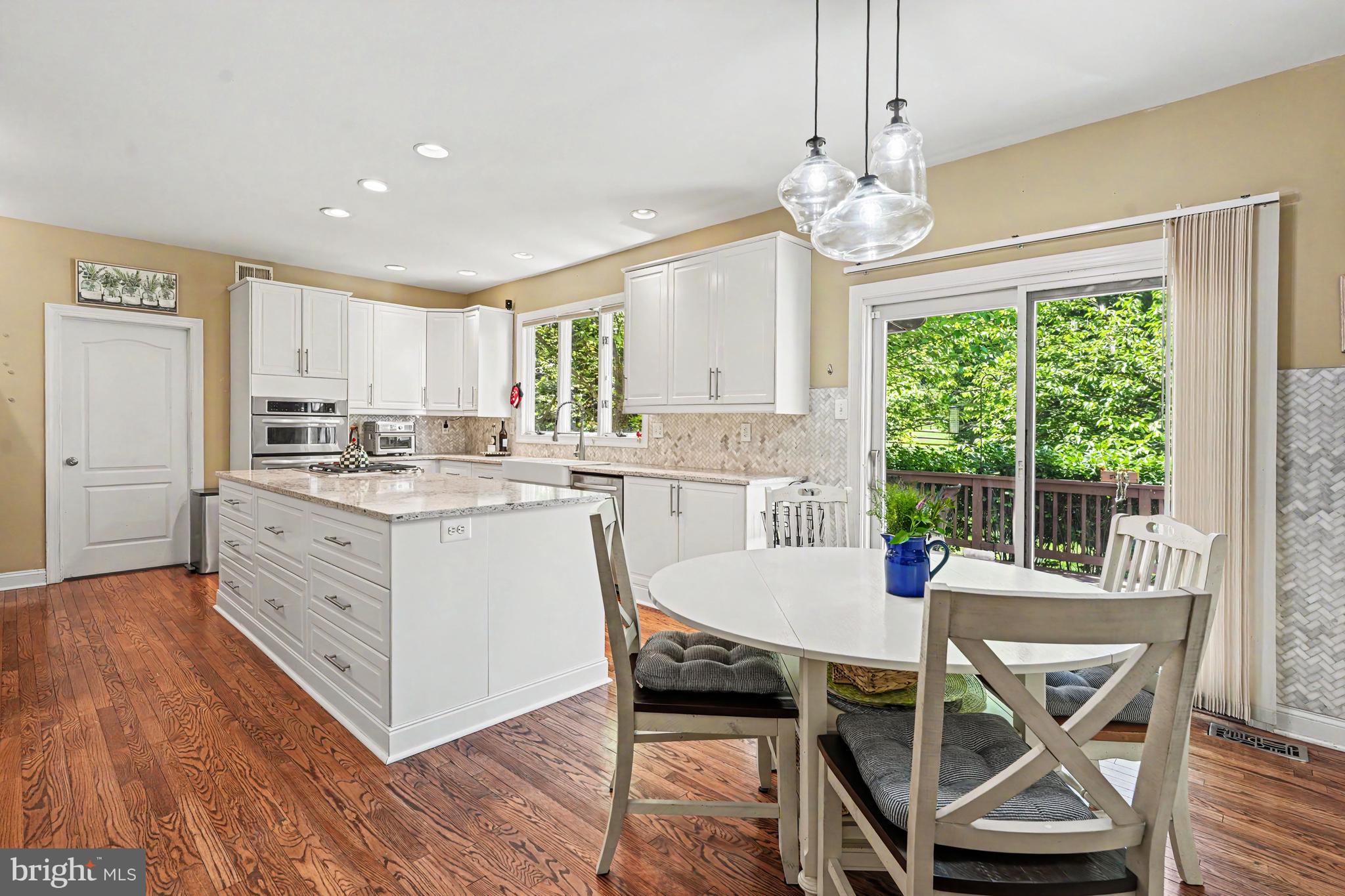 VALLEY FORGE WOODS - Residential