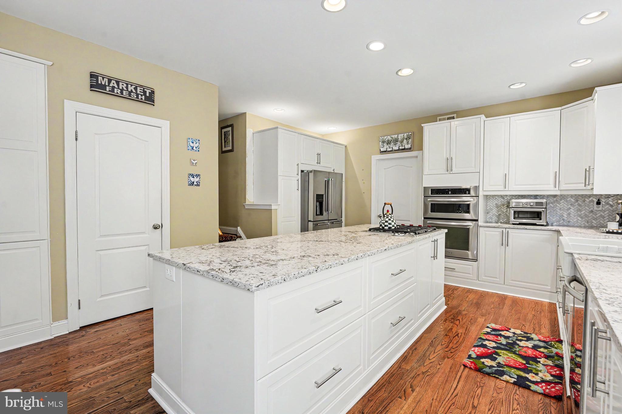 VALLEY FORGE WOODS - Residential