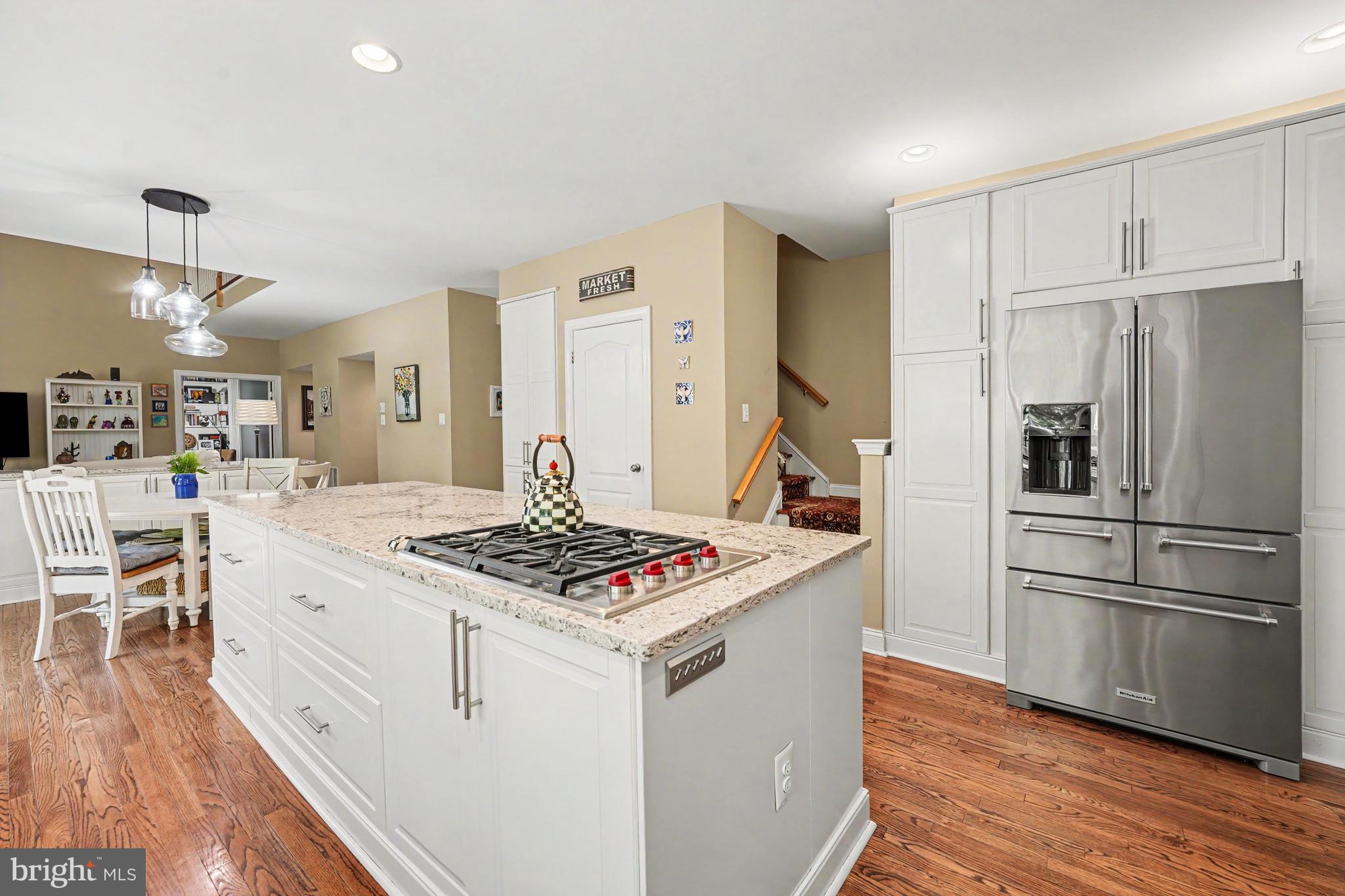 VALLEY FORGE WOODS - Residential
