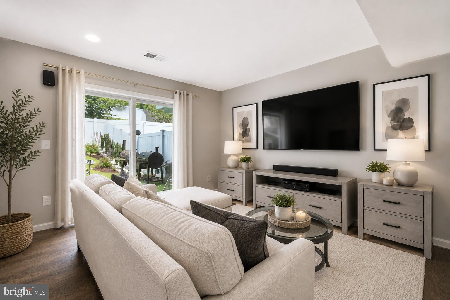 GATEWAY - Residential