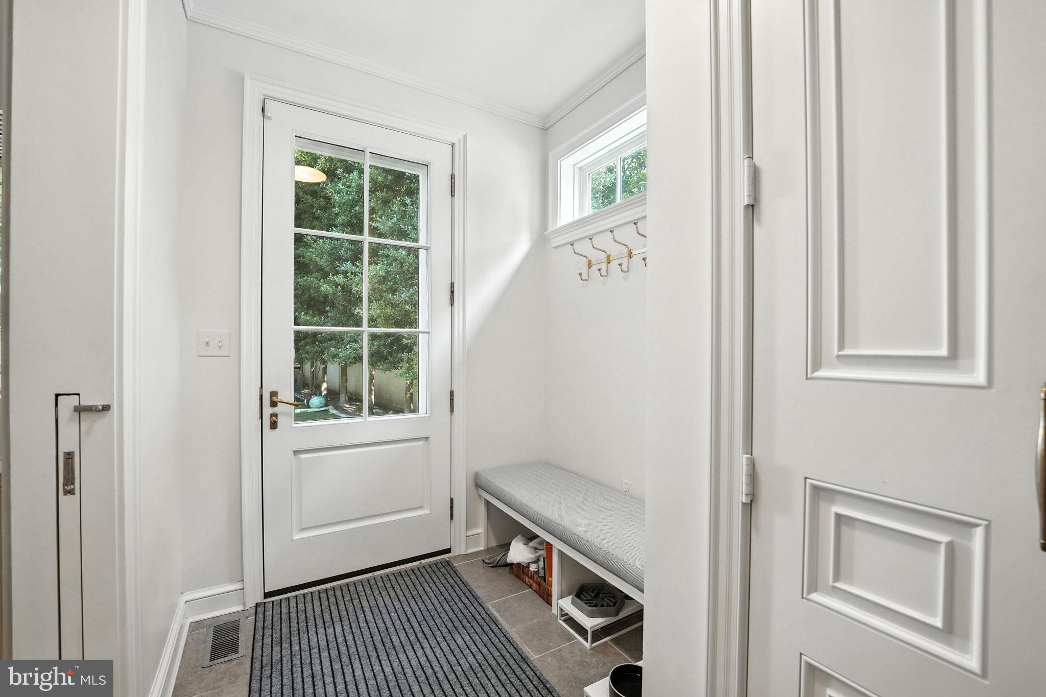 FOXHALL - Residential