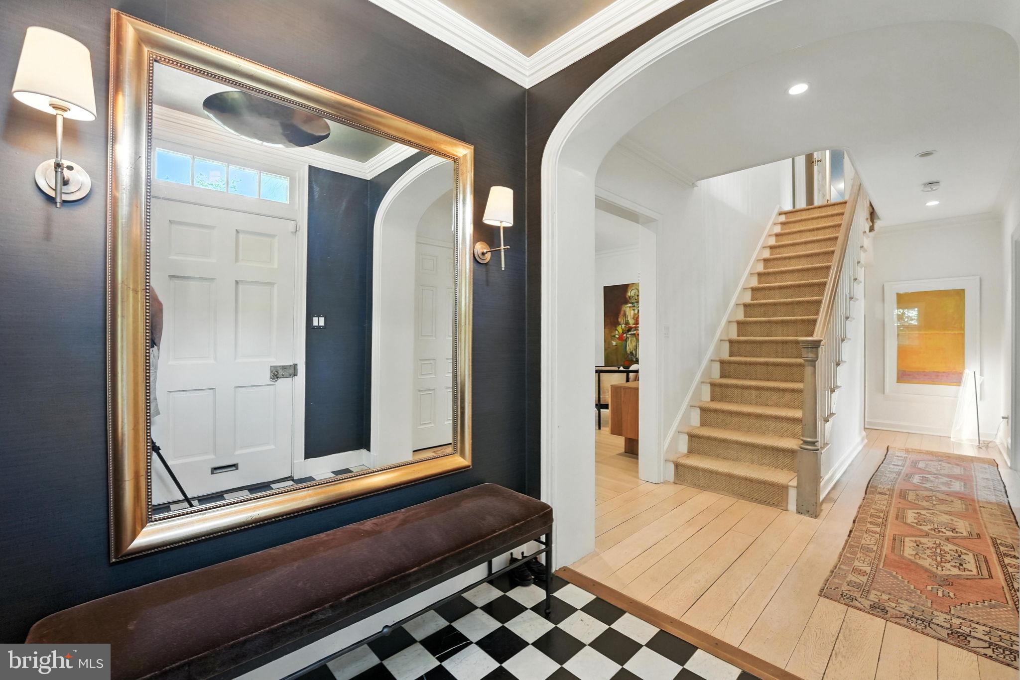 FOXHALL - Residential