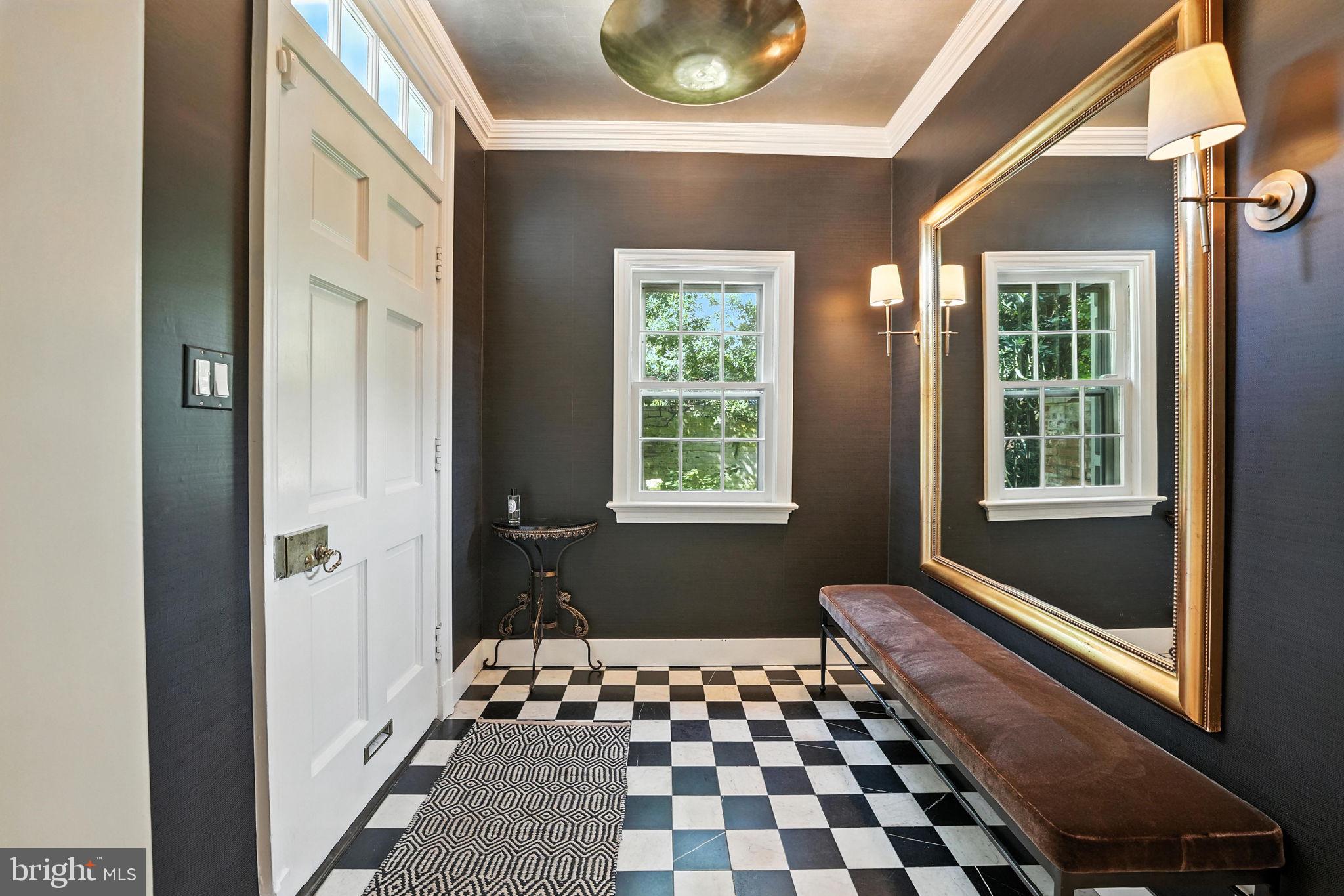 FOXHALL - Residential
