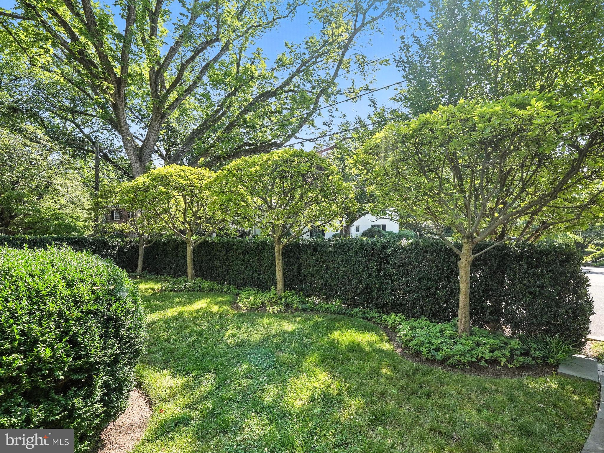 FOXHALL - Residential