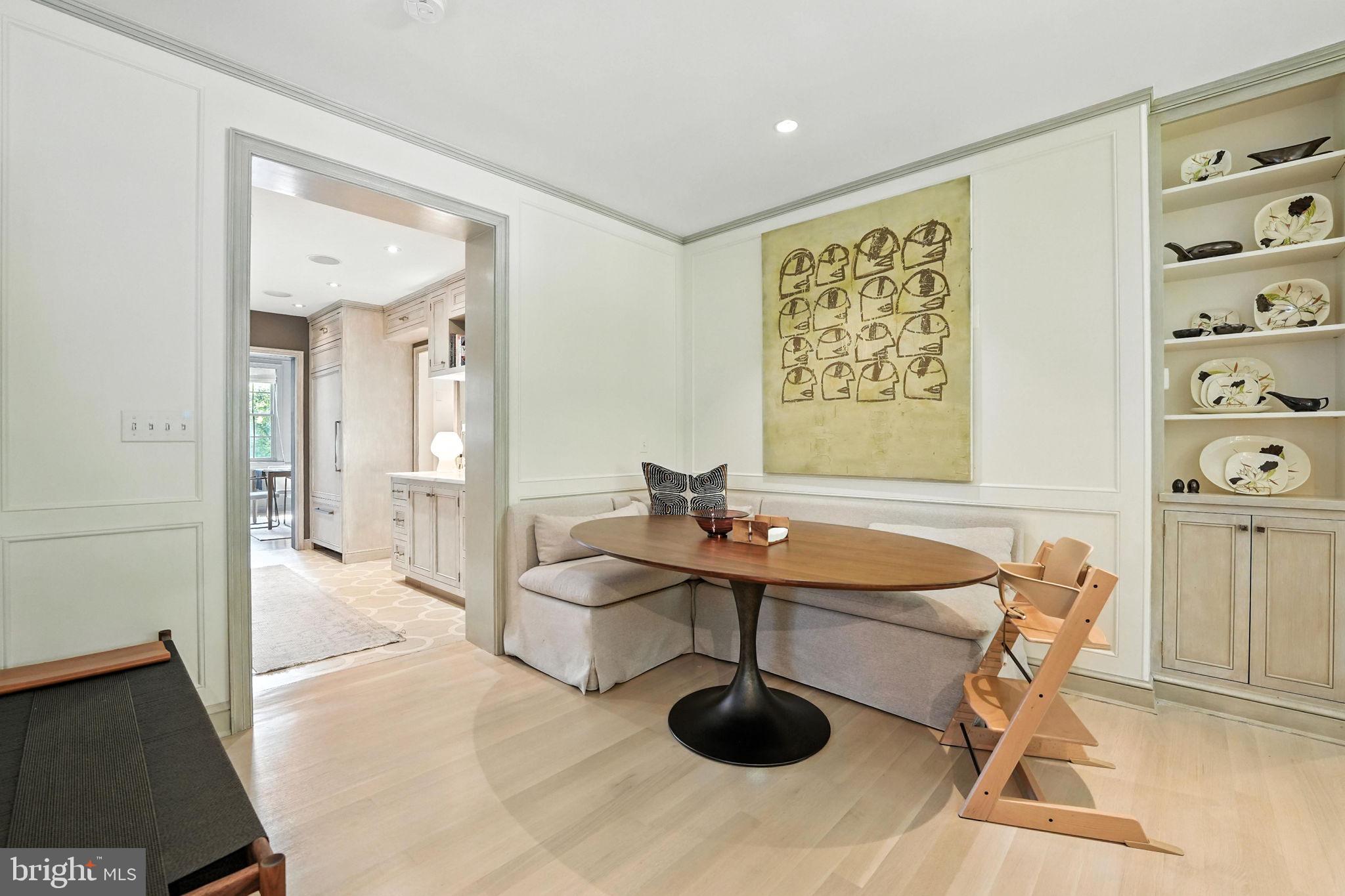 FOXHALL - Residential