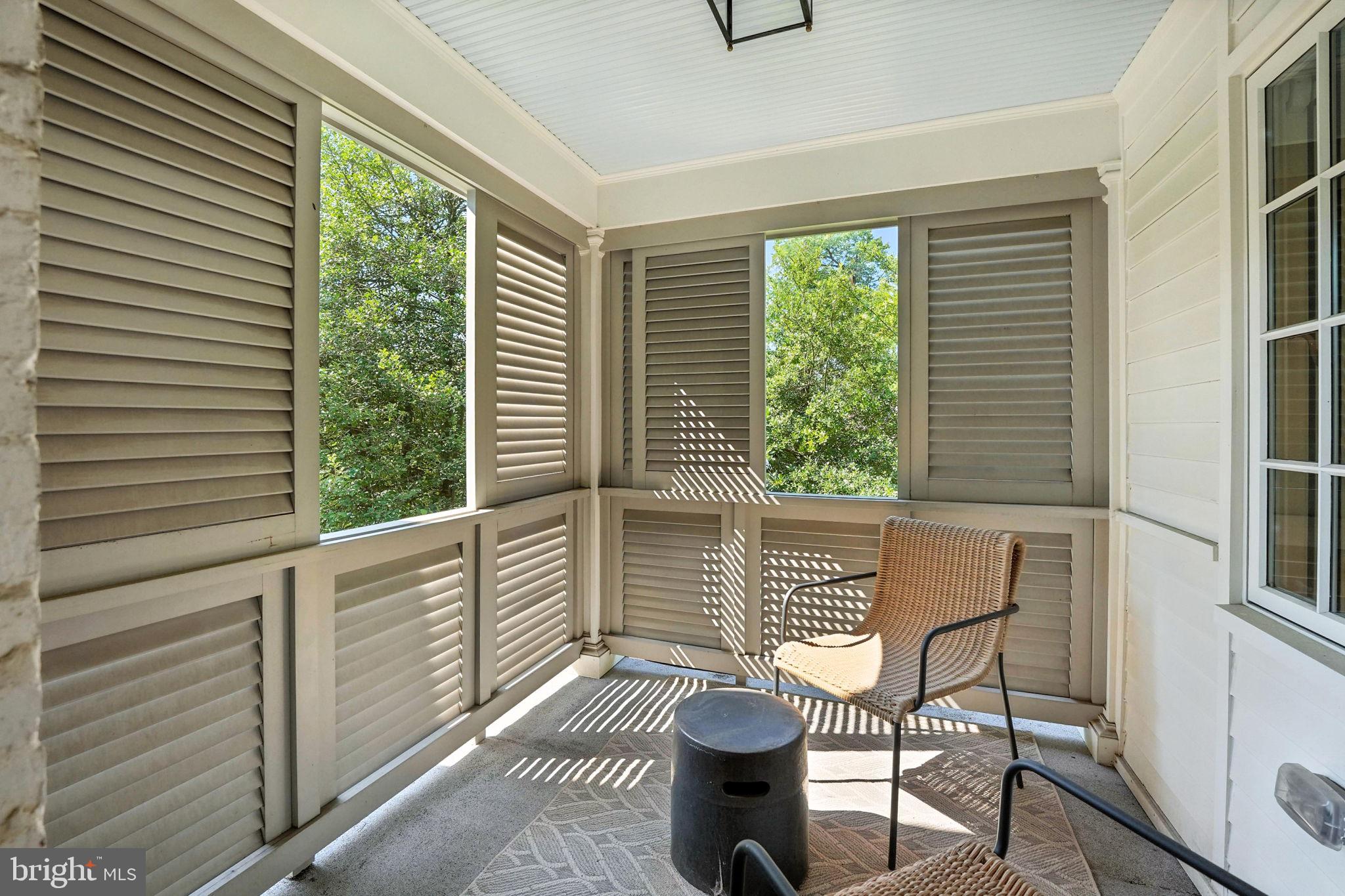 FOXHALL - Residential