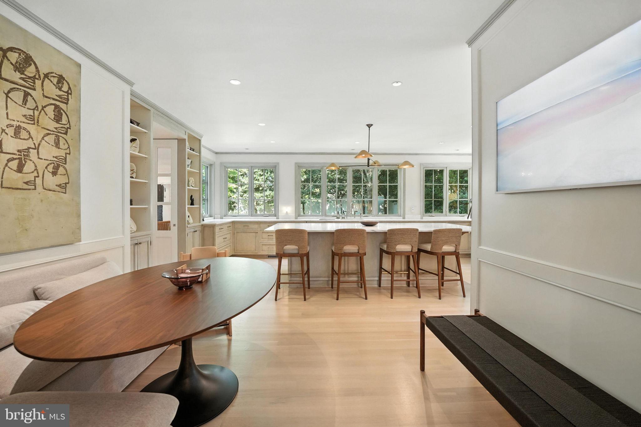 FOXHALL - Residential
