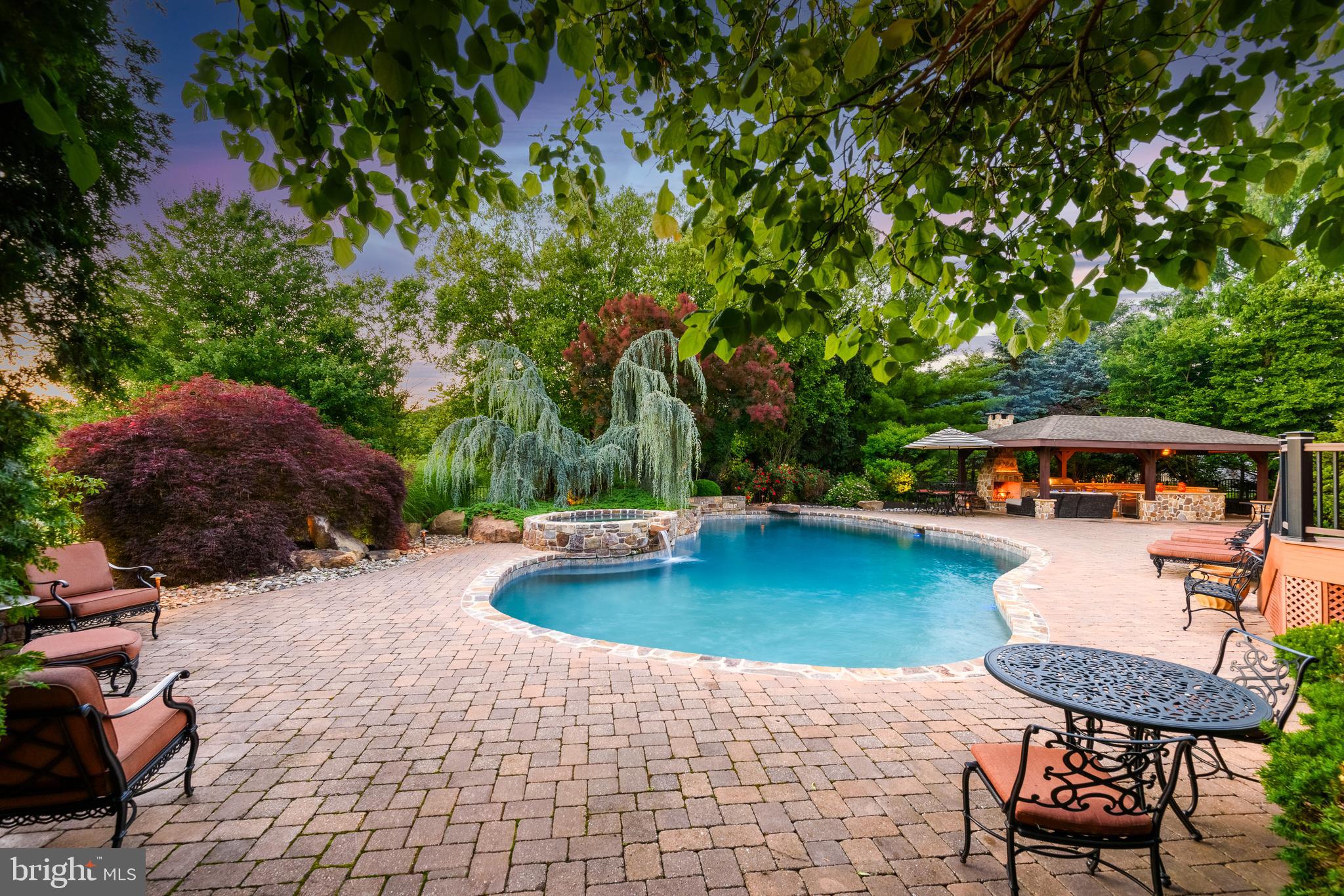 KIMBERTON HUNT - Residential