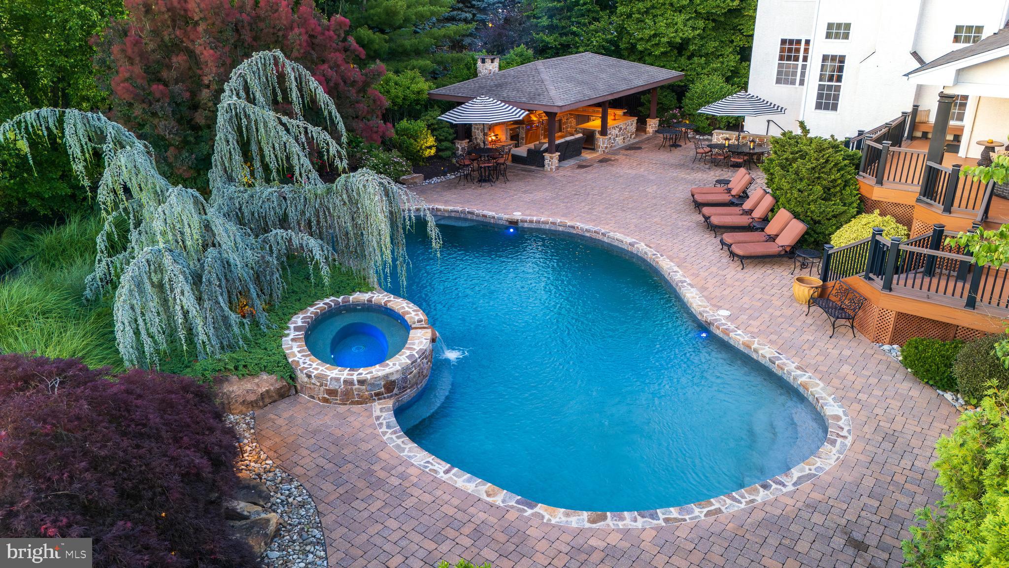 KIMBERTON HUNT - Residential