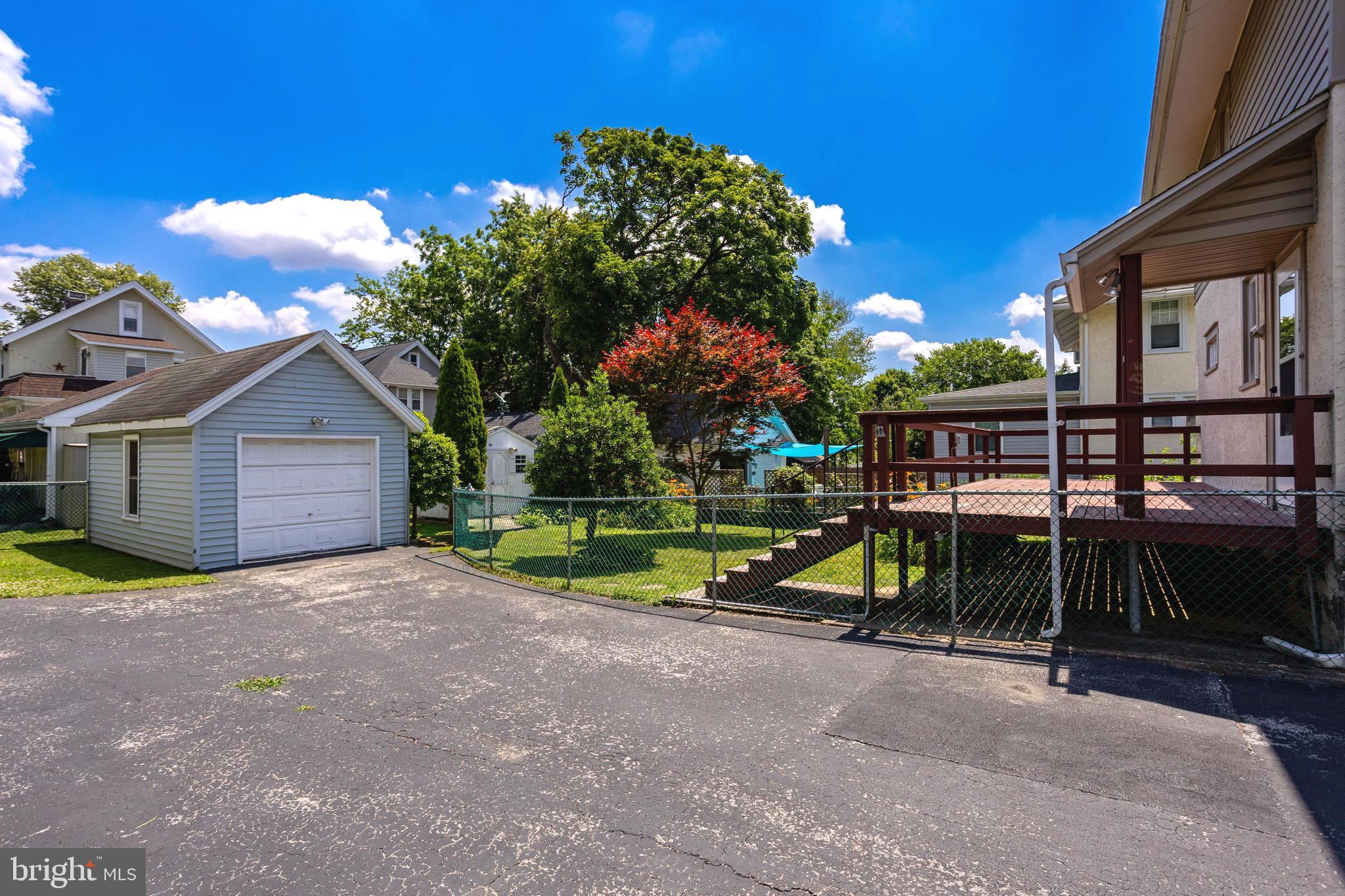 HAVERTOWN - Residential