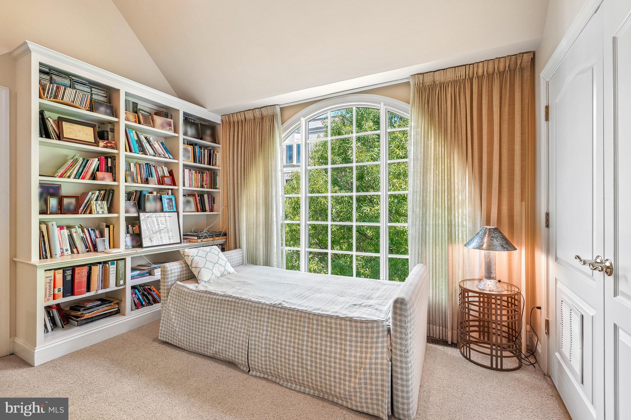 EDGEMOOR - Residential
