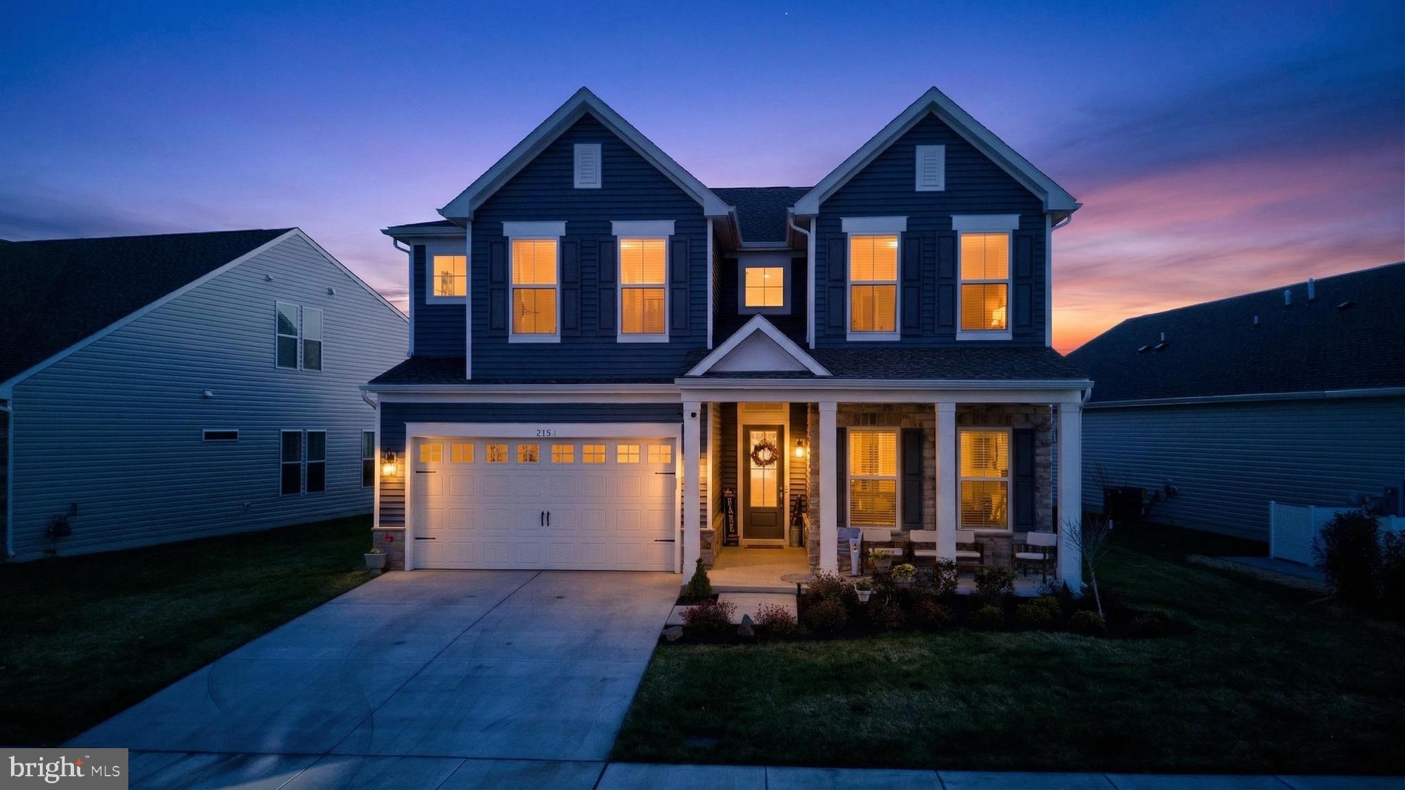FOUR SEASONS AT KENT ISLAND - Residential