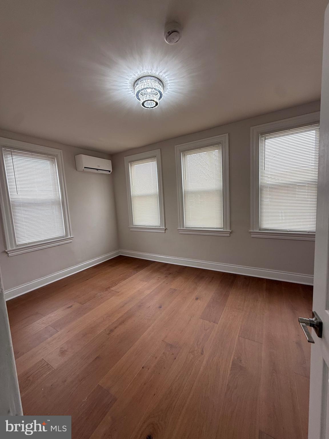 BRIGHTWOOD - Residential