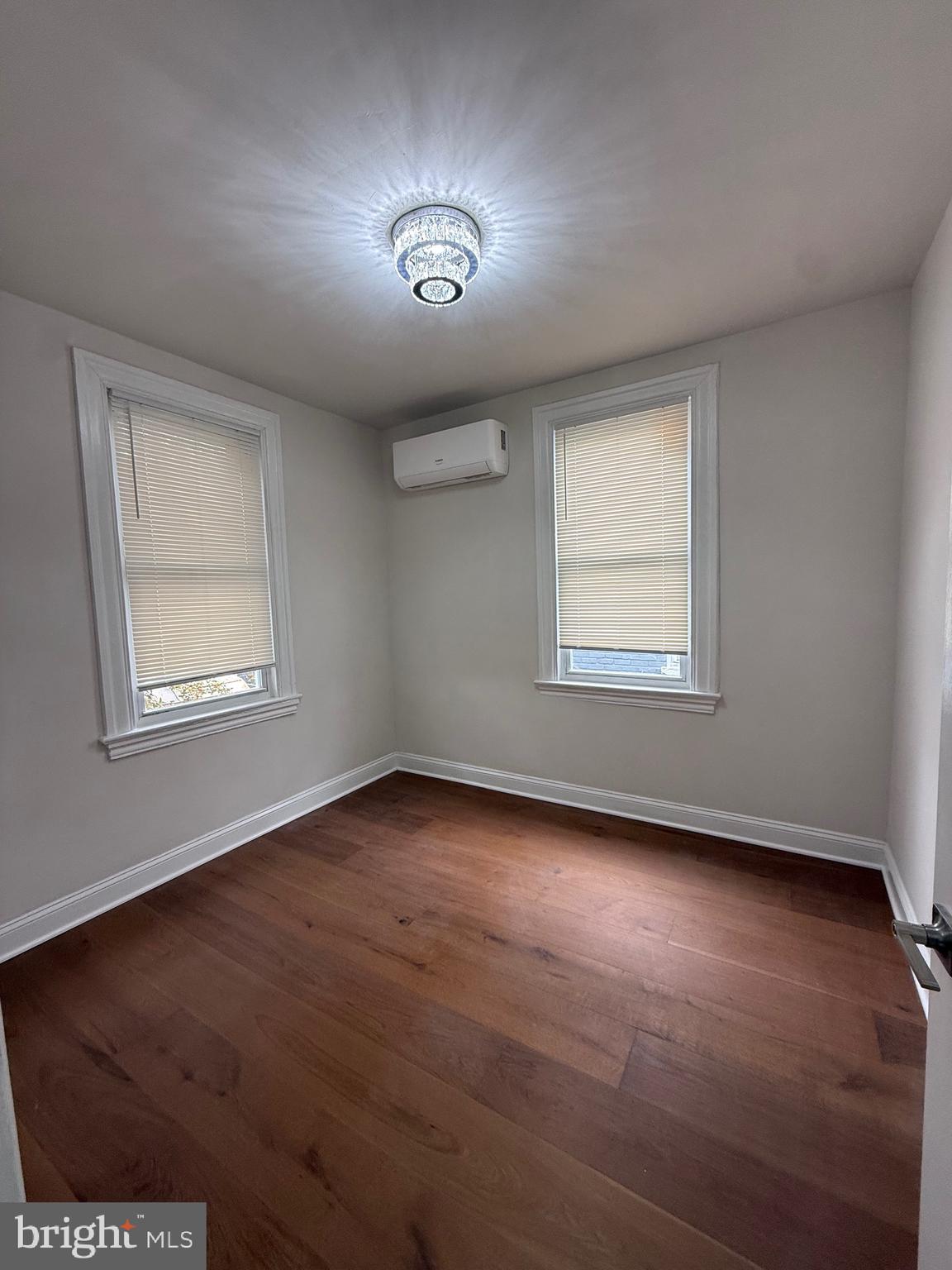 BRIGHTWOOD - Residential