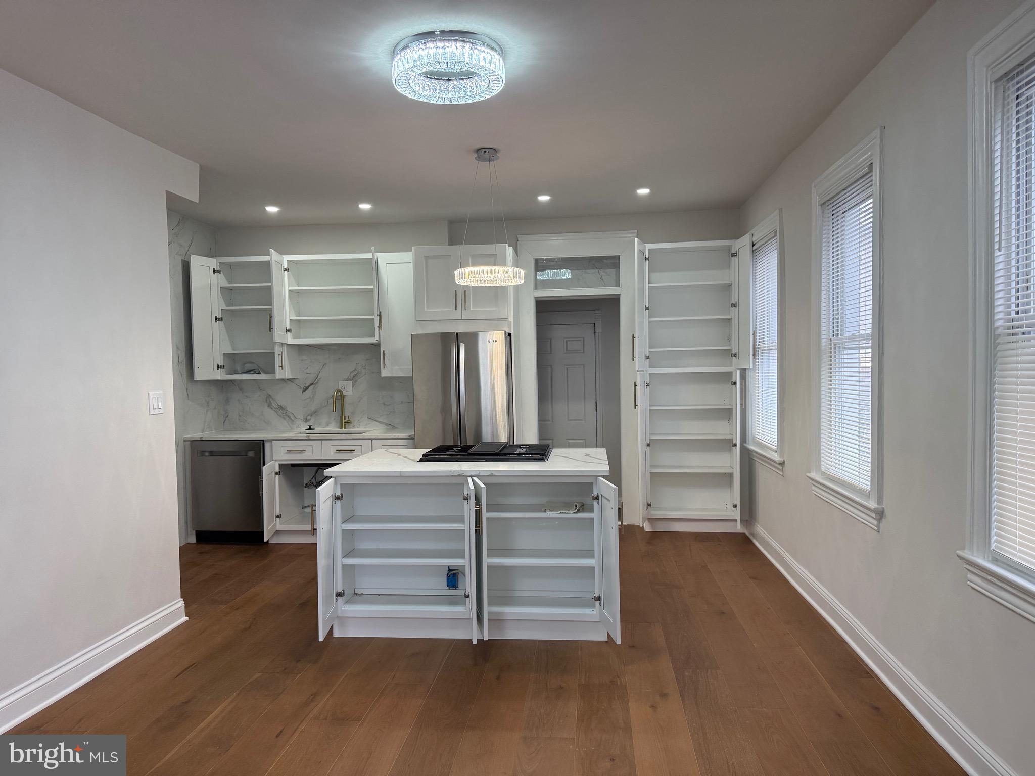 BRIGHTWOOD - Residential