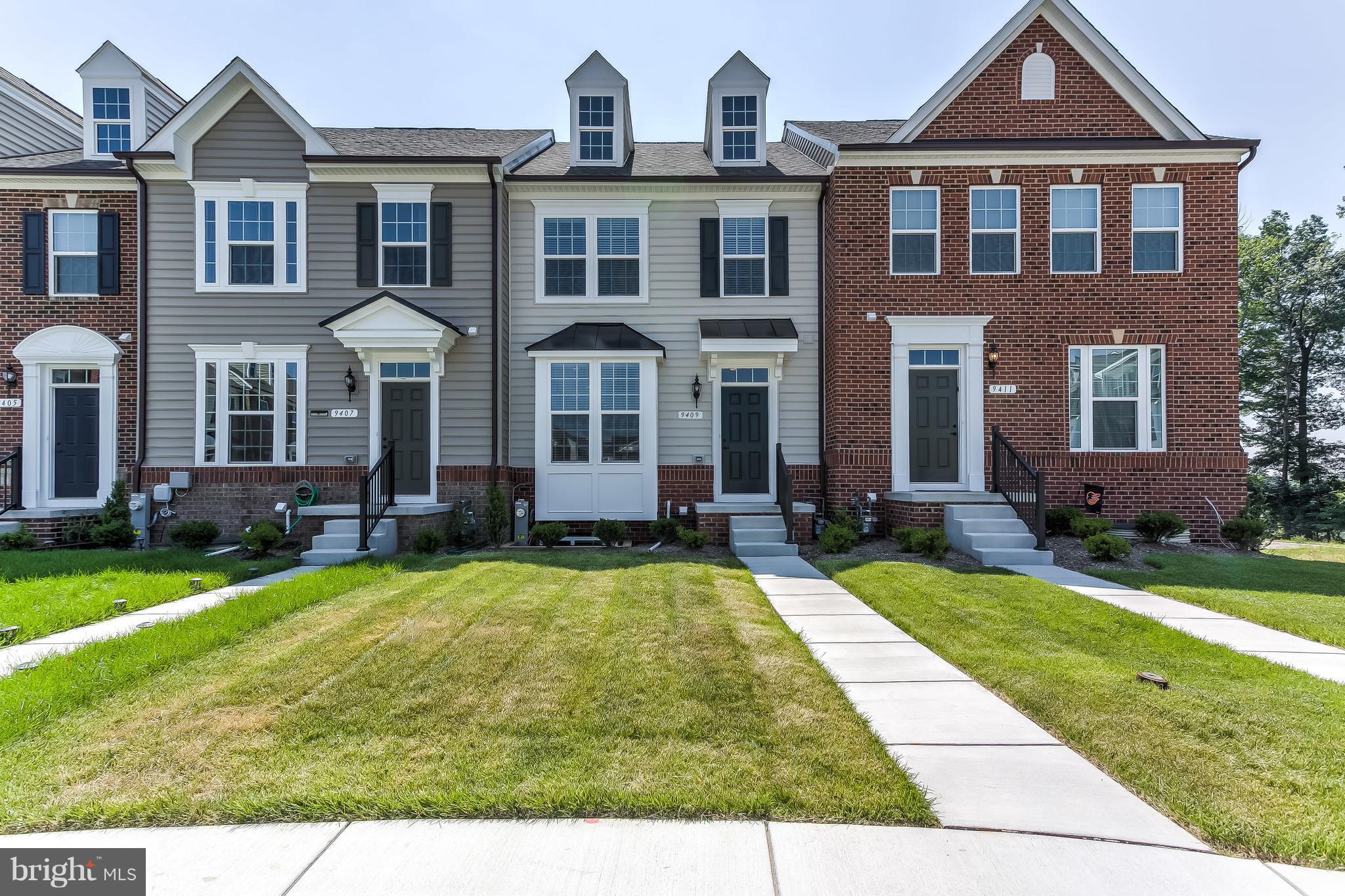 Remarkable opportunity to move right into this better than new luxury townhome! Upgrades galore, including kitchen cabinetry and granite countertops/island, built-in hutch, bathroom tile, hardwood on main level, and more! Open floor plan is stunning! This may be your last chance to purchase a Strauss model in Ballard Green.