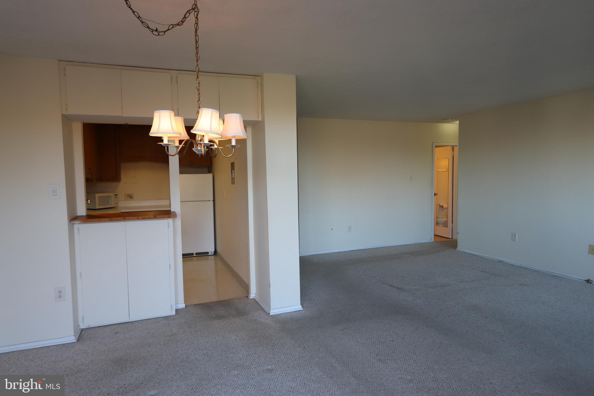 HUNTING CREEK CLUB CONDOMINIUMS - Residential