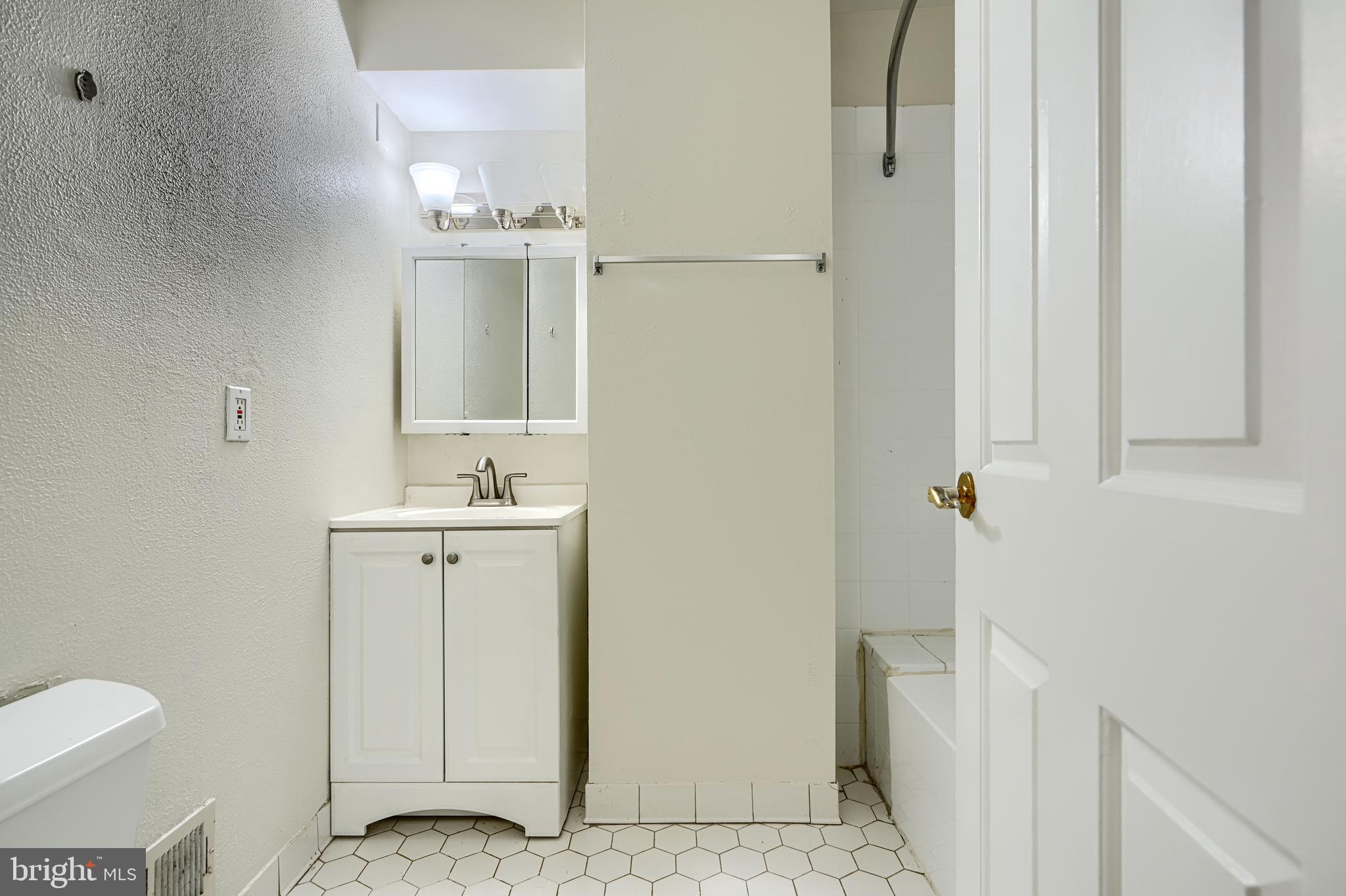 RIDGELY'S DELIGHT - Residential