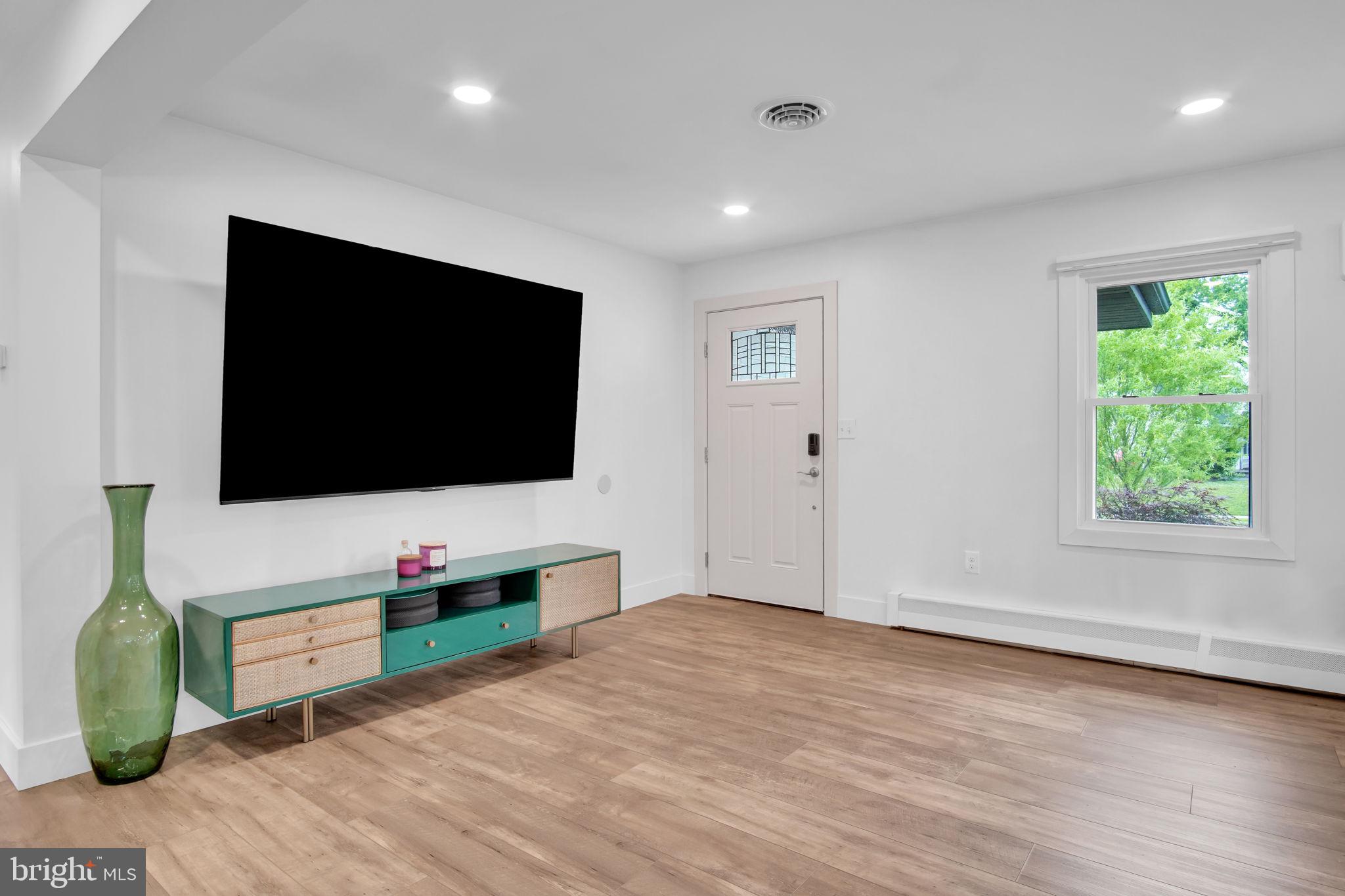 DERRY TOWNSHIP - Residential