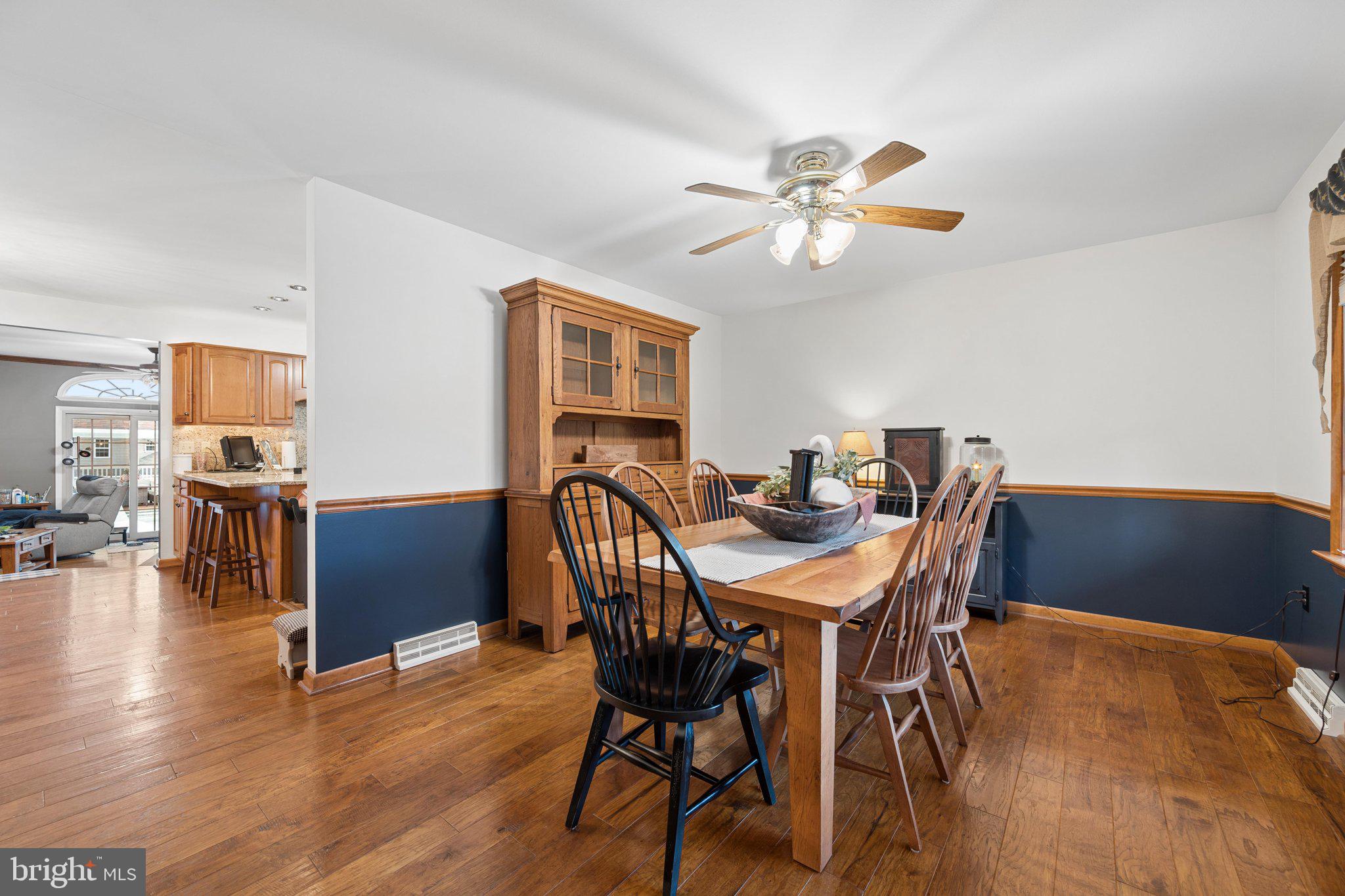 POTOMAC MANOR - Residential