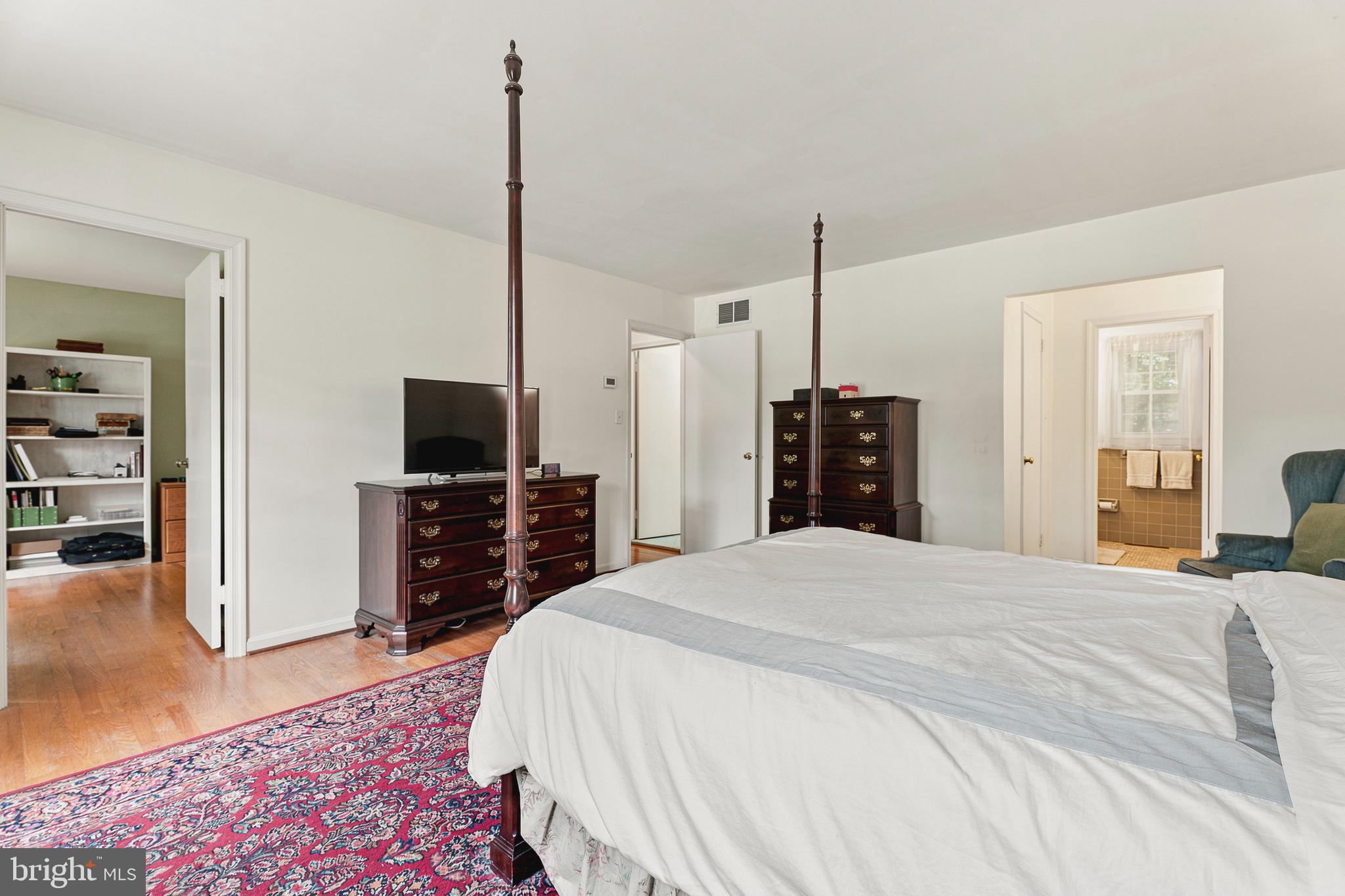 HUNT CLUB FARMS - Residential