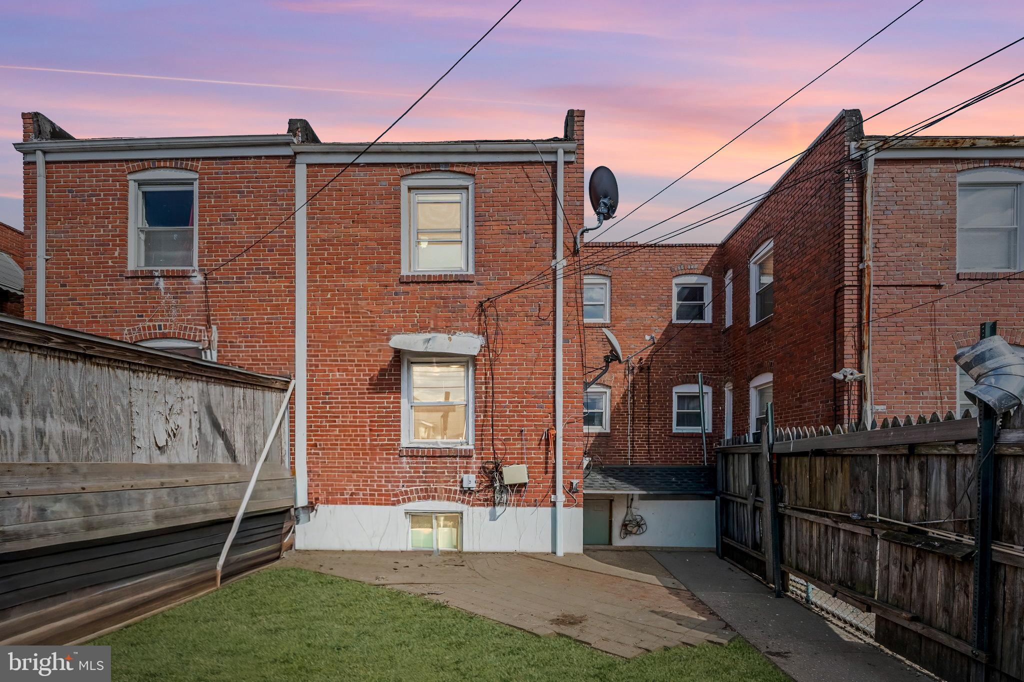 RITCHIE HEIGHTS - Residential
