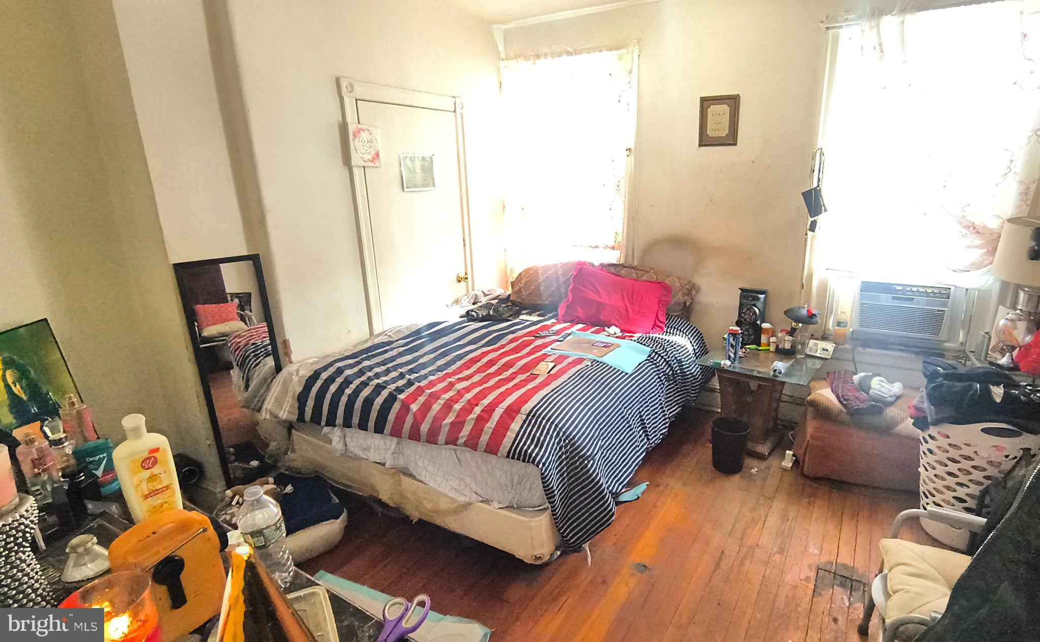 PHILADELPHIA - Residential