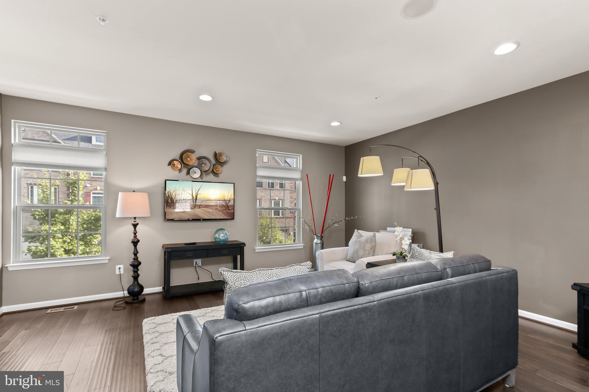 WESTSIDE - Residential