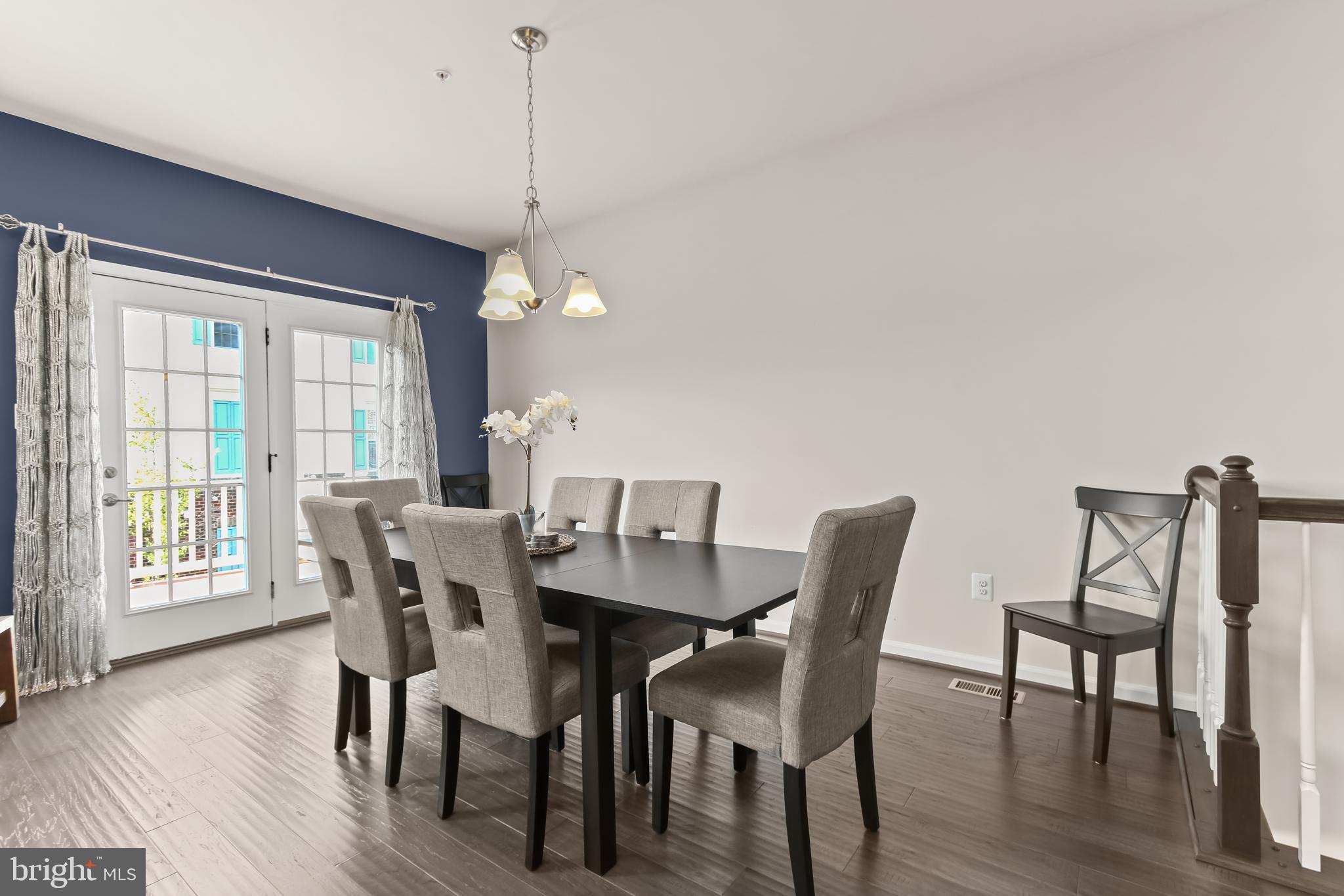 WESTSIDE - Residential