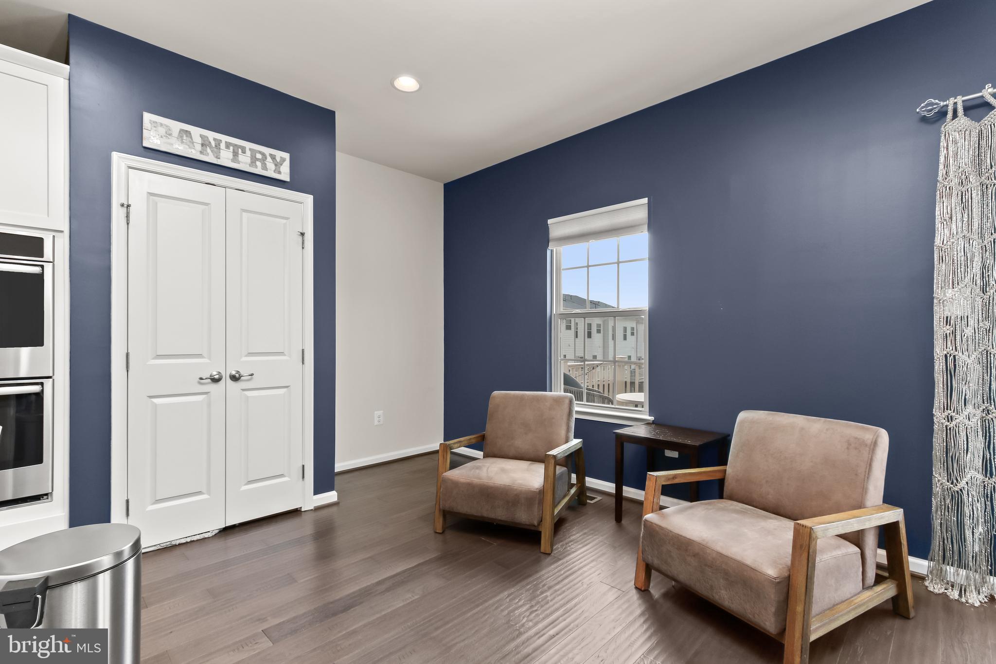 WESTSIDE - Residential