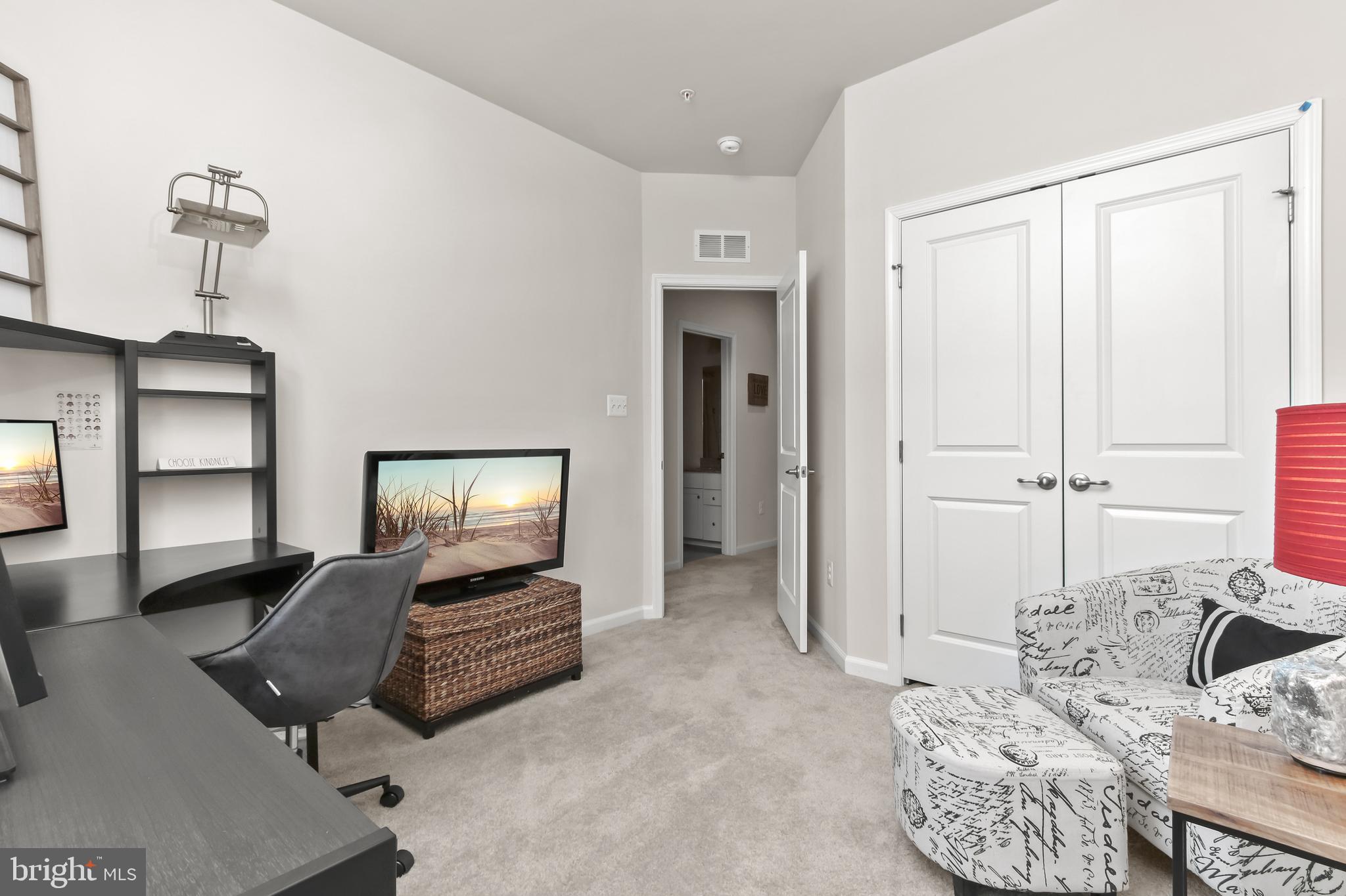 WESTSIDE - Residential