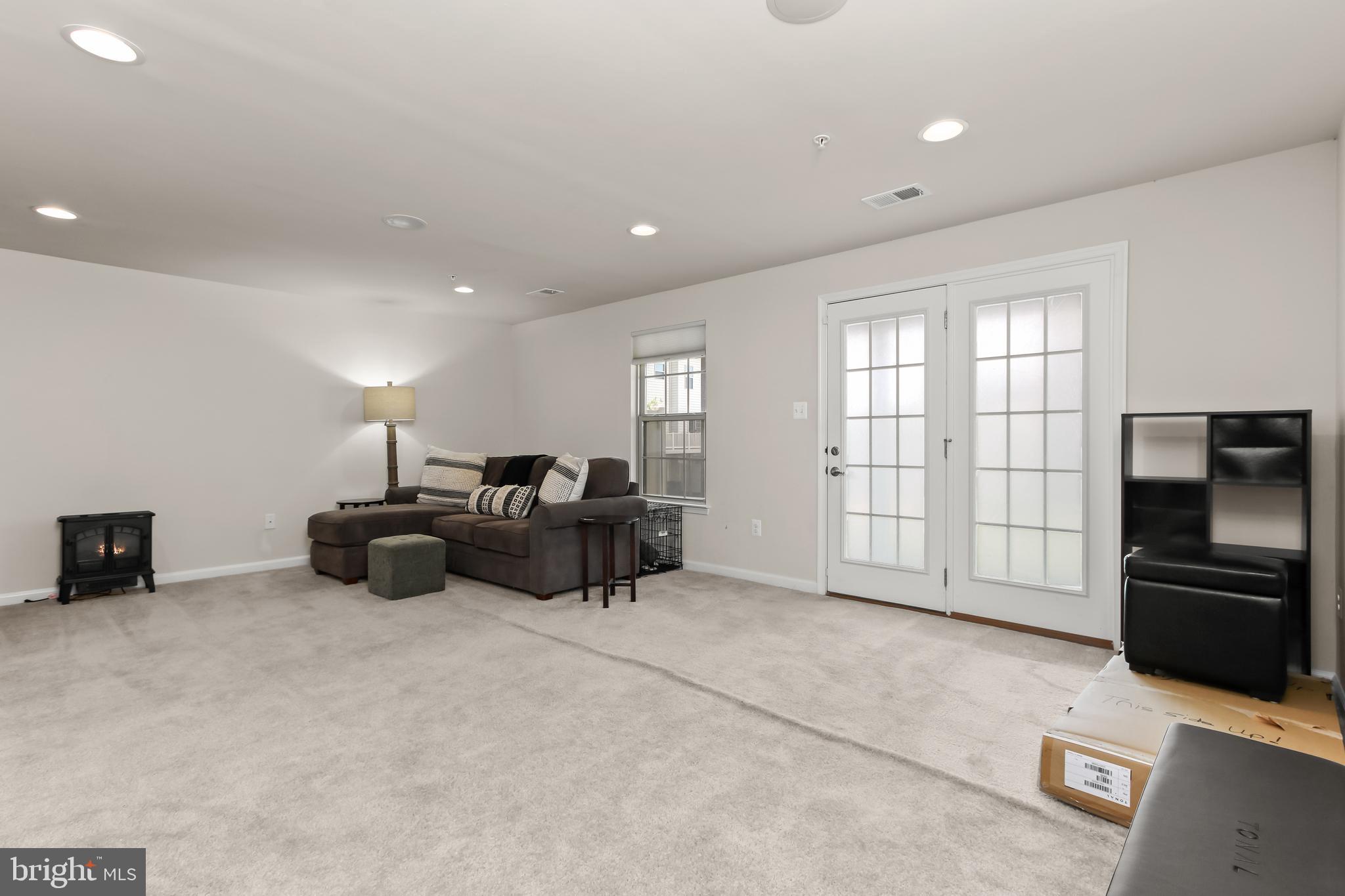 WESTSIDE - Residential