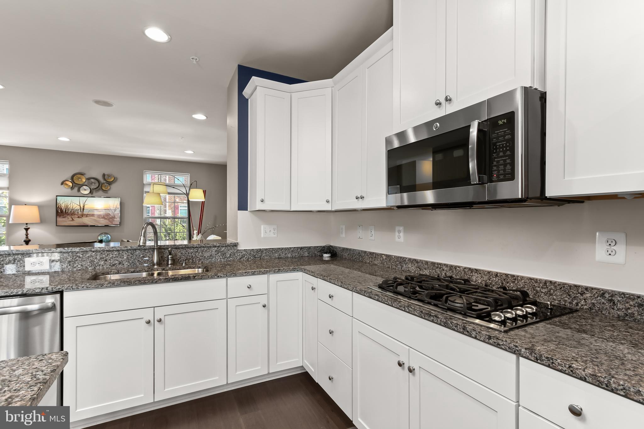 WESTSIDE - Residential