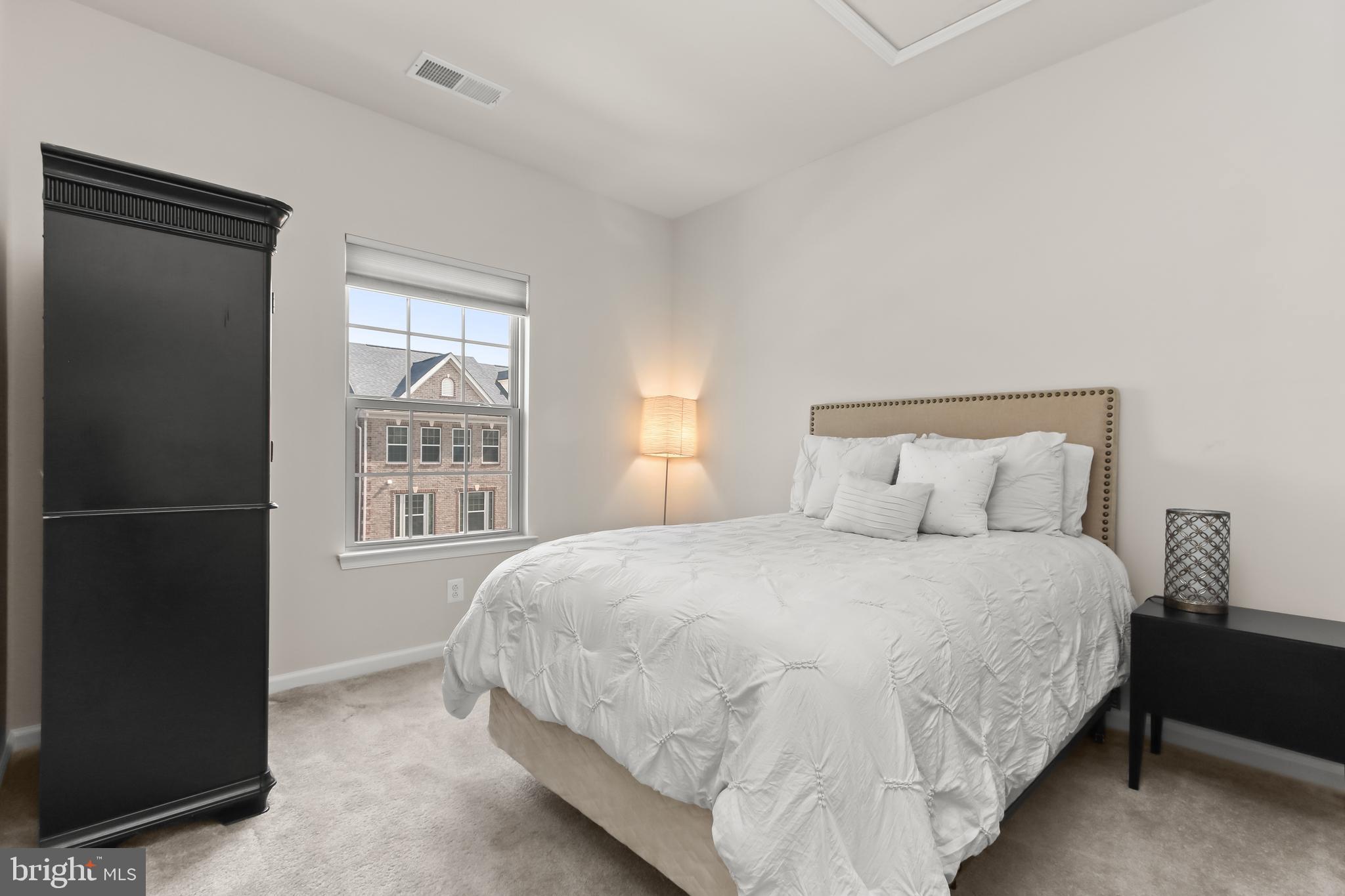 WESTSIDE - Residential