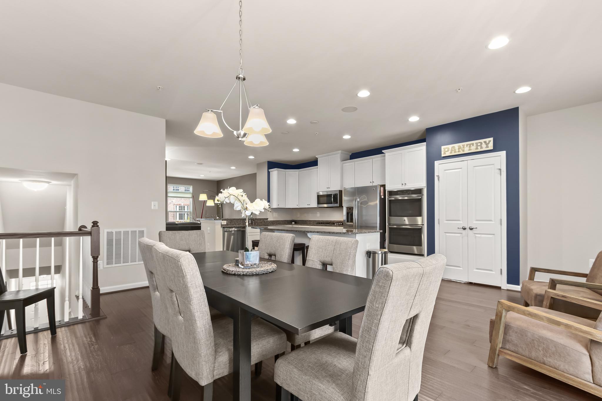 WESTSIDE - Residential