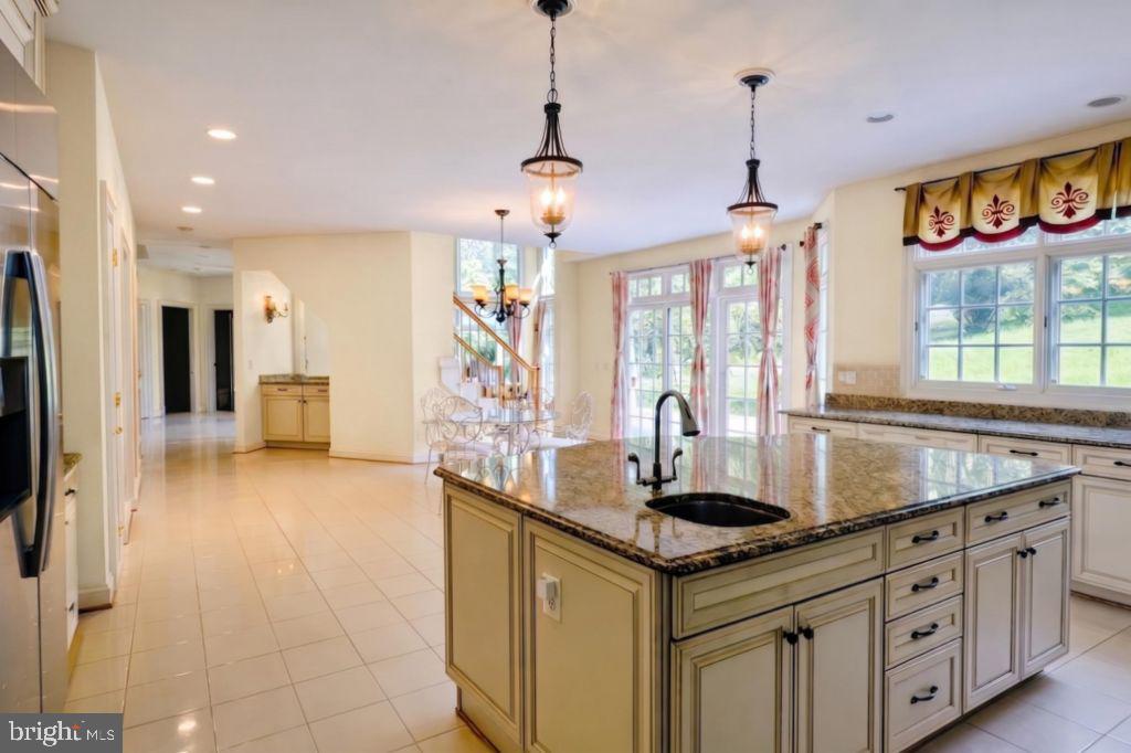 BEACON HILL - Residential