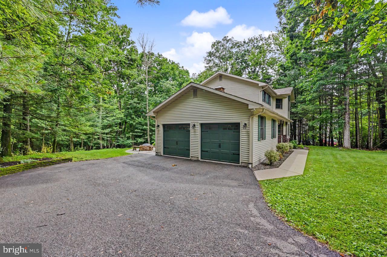 OLD MCMICHAELS ESTATES - Residential