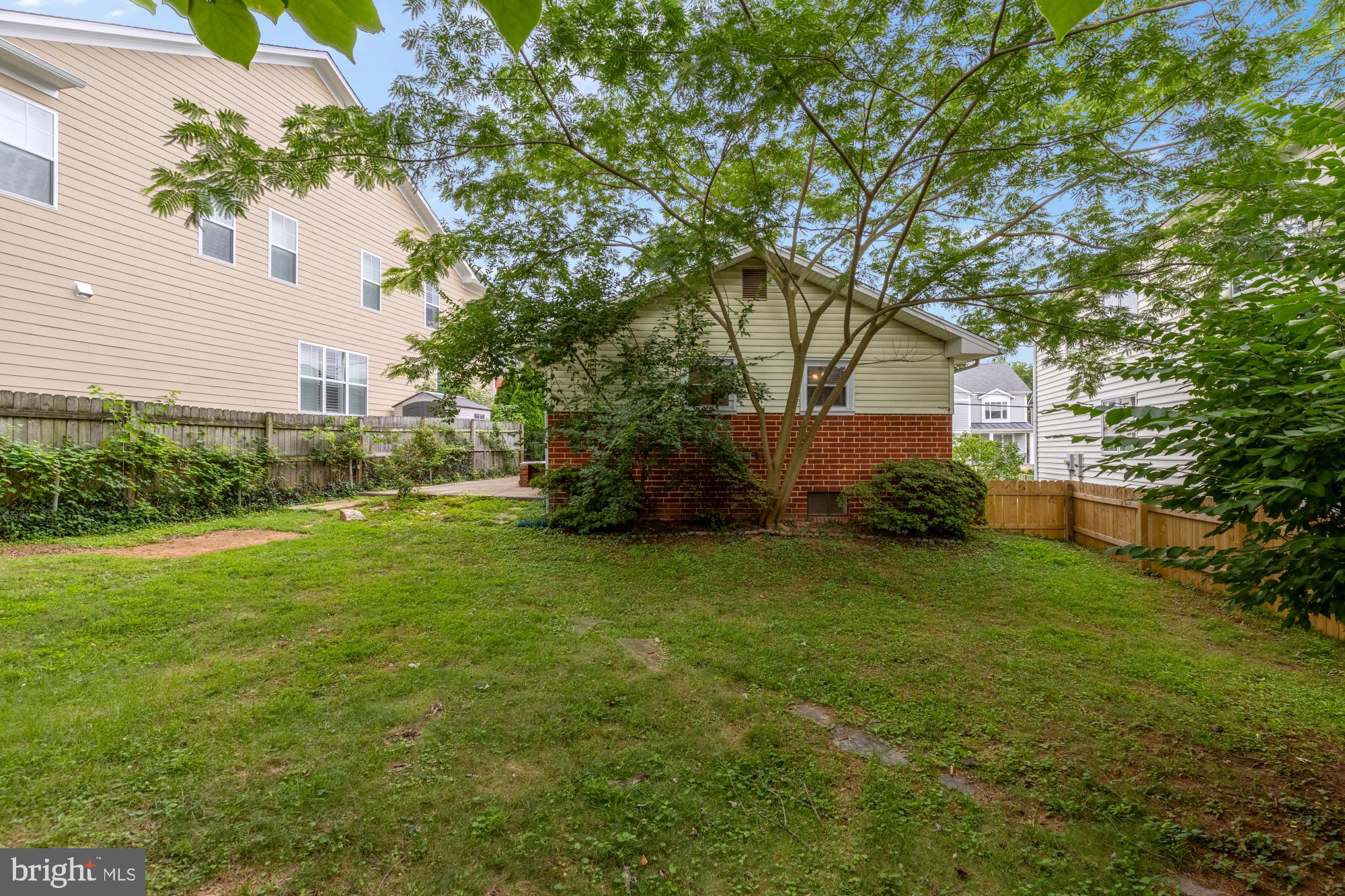 NORTH BETHESDA GROVE - Residential