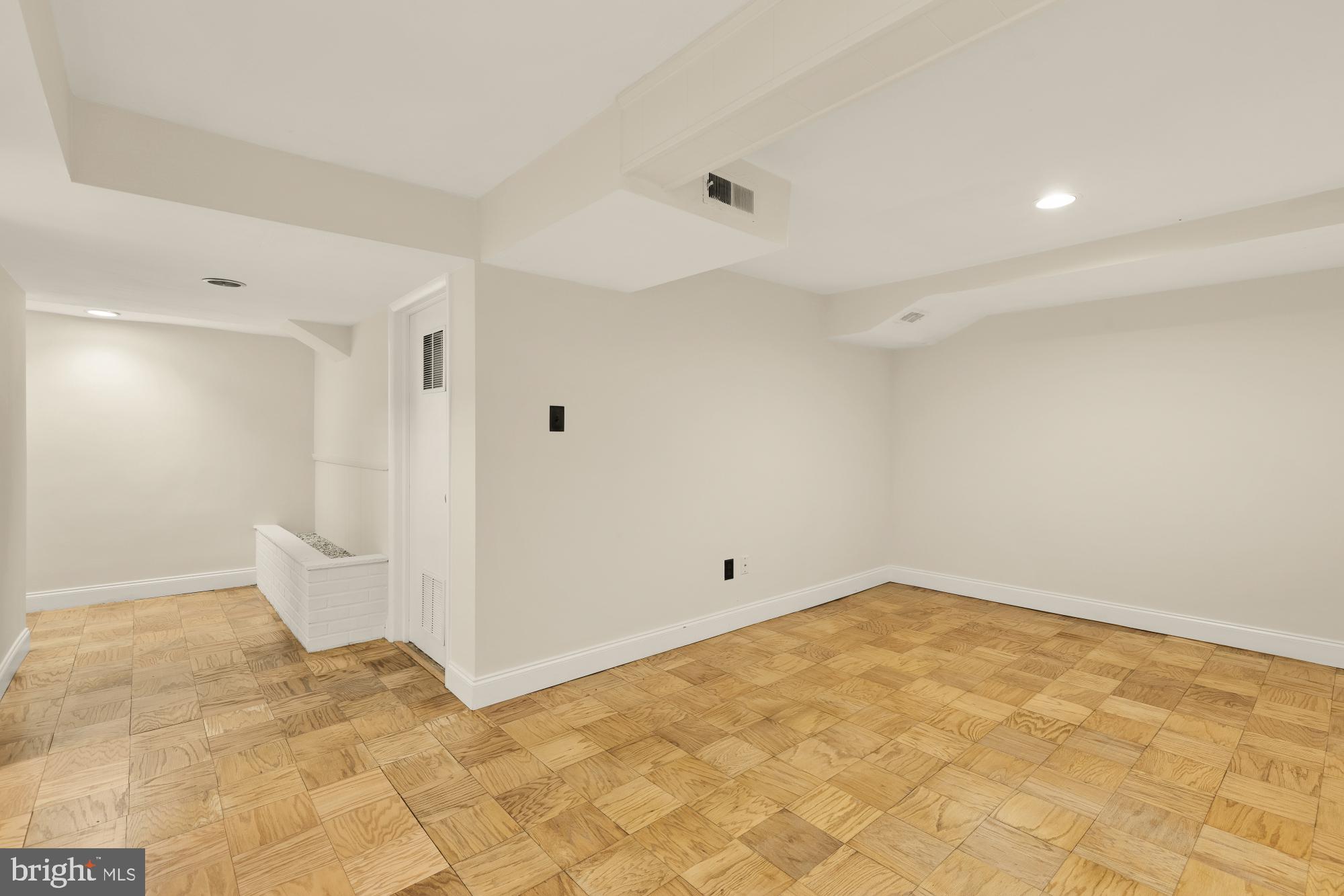 NORTH BETHESDA GROVE - Residential