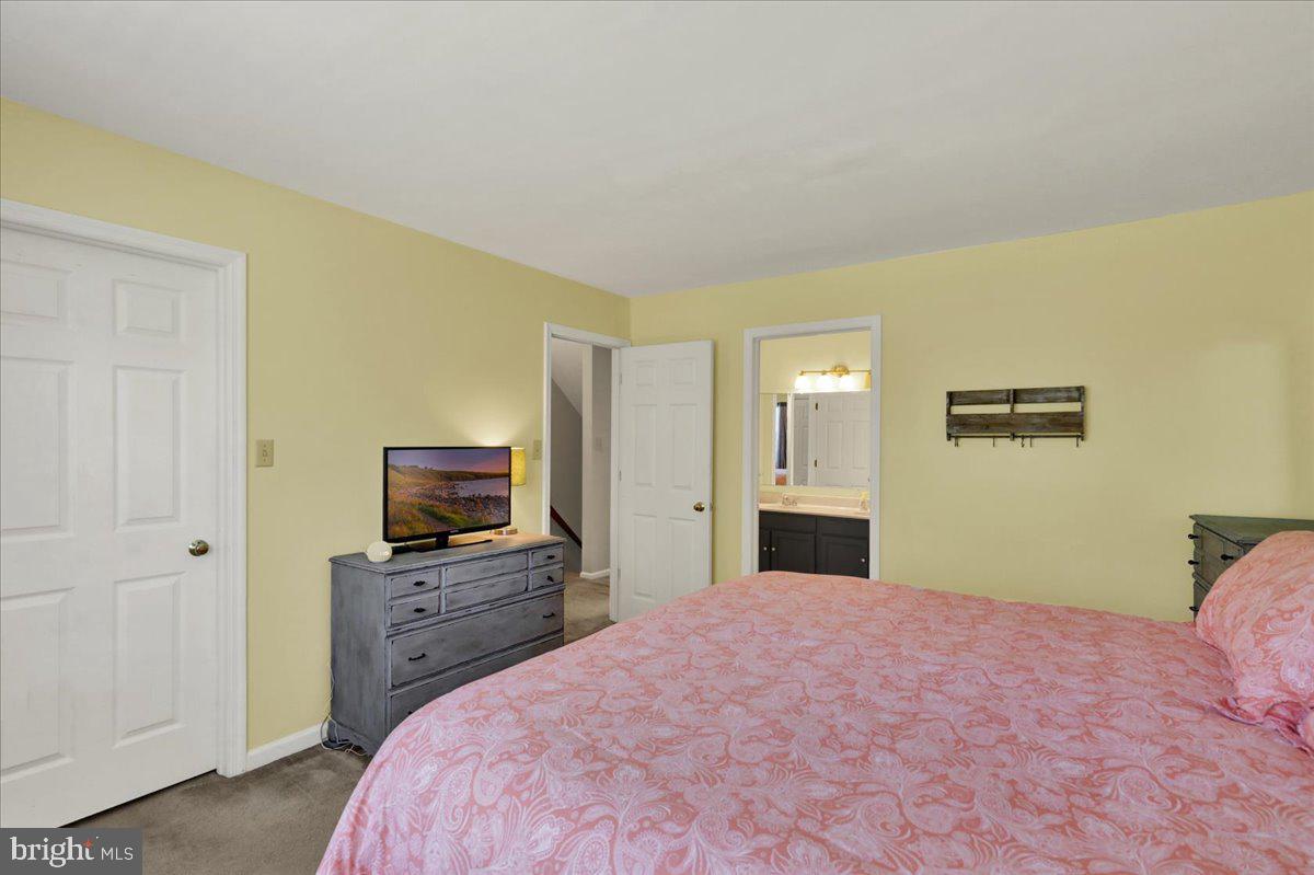 THOMAS GARDENS - Residential