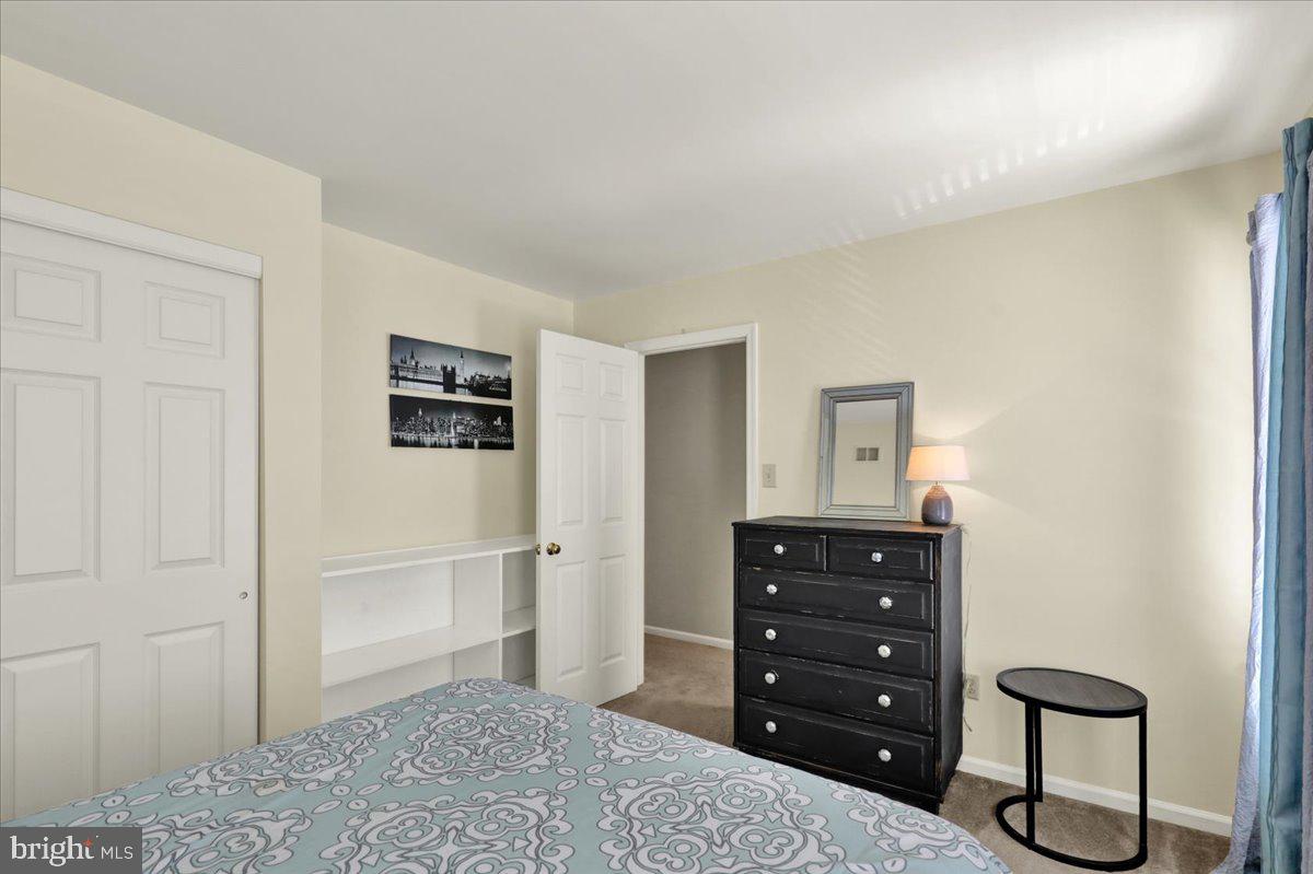 THOMAS GARDENS - Residential