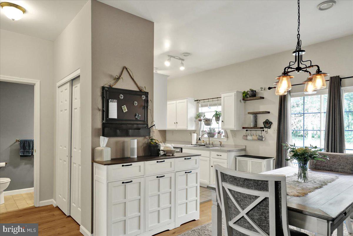 THOMAS GARDENS - Residential